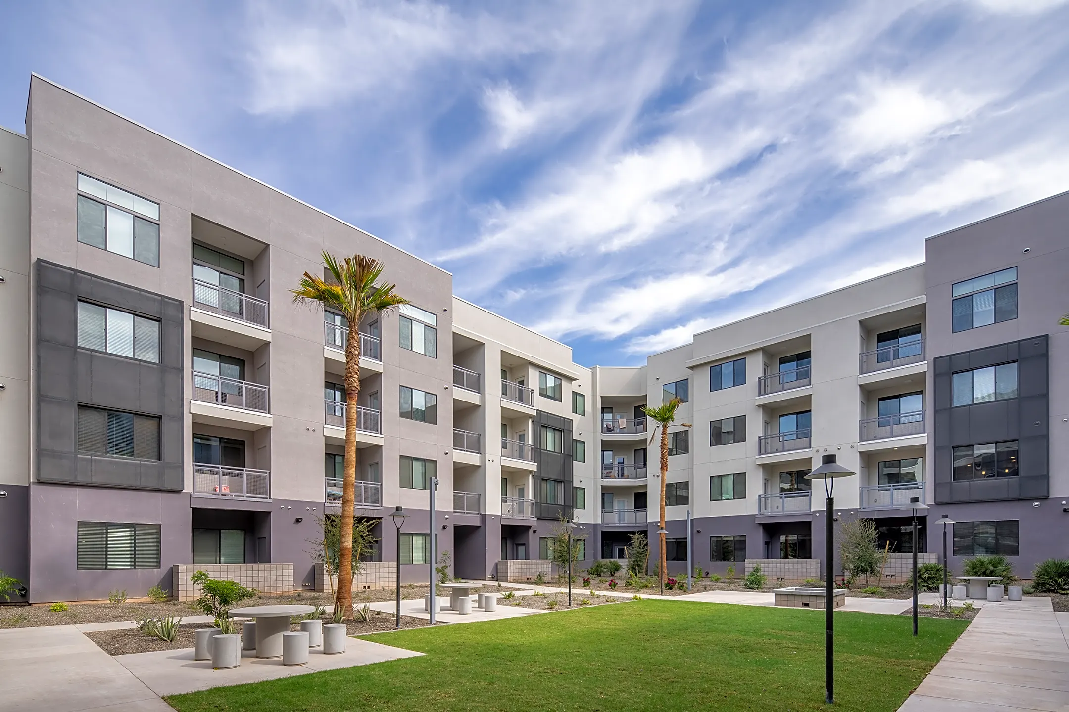 Parc Broadway - 711 W Broadway Rd | Tempe, AZ Apartments for Rent | Rent.