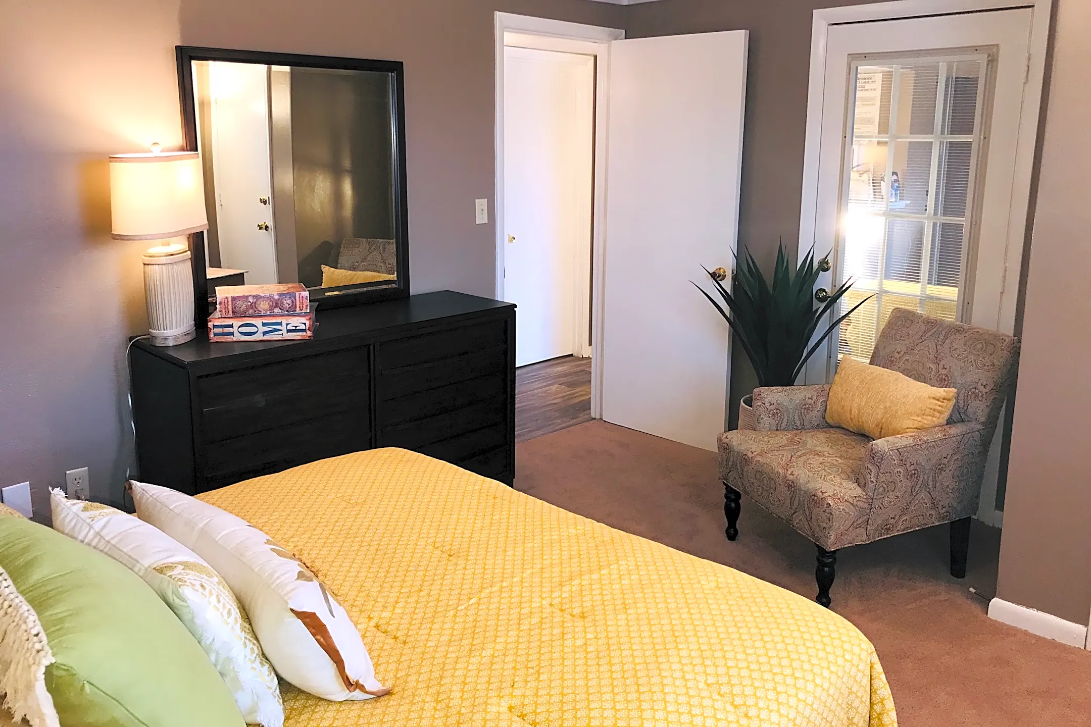 Frontier Apartments Roanoke, VA 24012