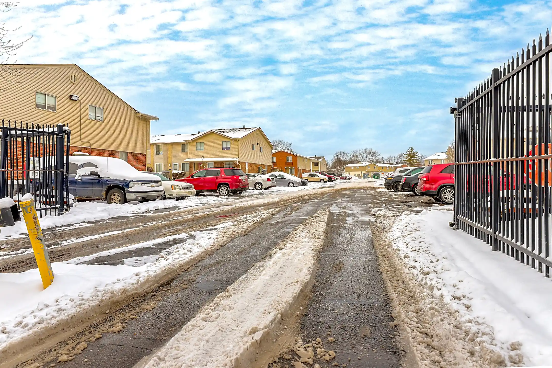 Vanderbilt Townhomes 2037 Vanderbilt Court Mount Morris, MI