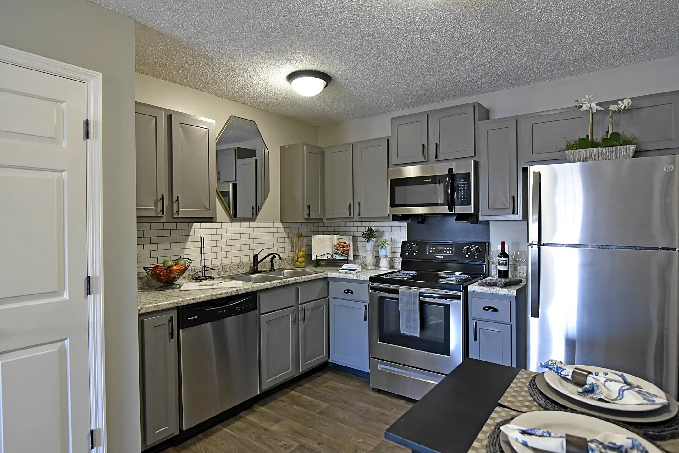 The Slate at 1841 Lascassas Pike Murfreesboro, TN