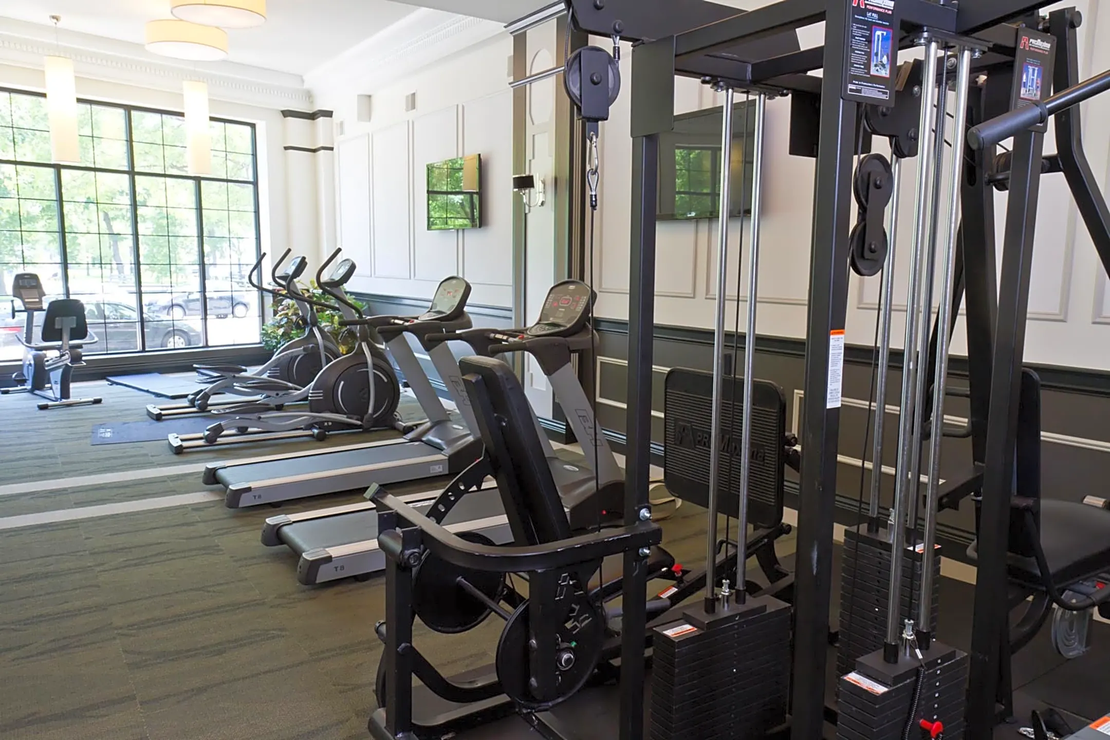 Fitness Weight Room - East Park Tower - Chicago, IL