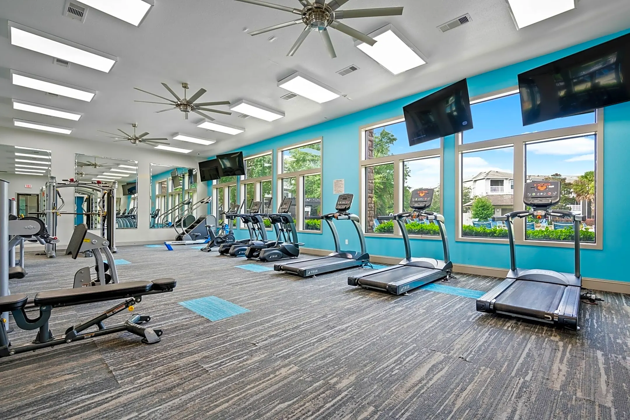 Fitness Weight Room - The Connection - Per Bed Lease - Statesboro, GA