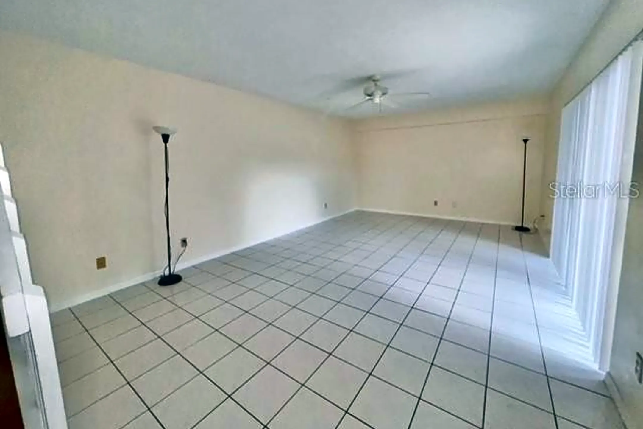 5258 Coral Ct #605 Condos - Orlando, FL 32811