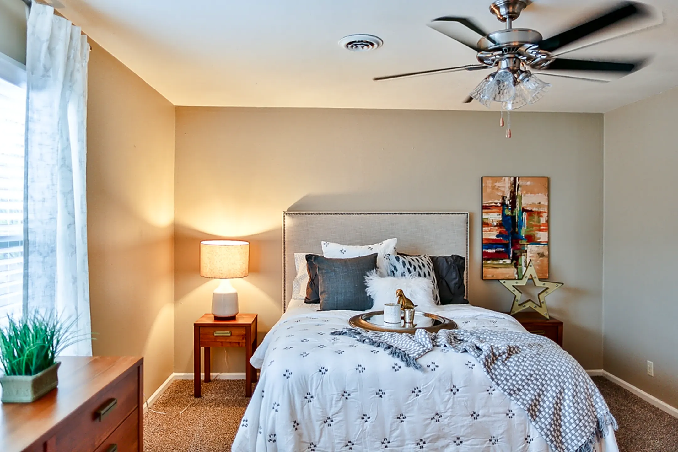 Cedar Point Apartments Roanoke, VA 24018