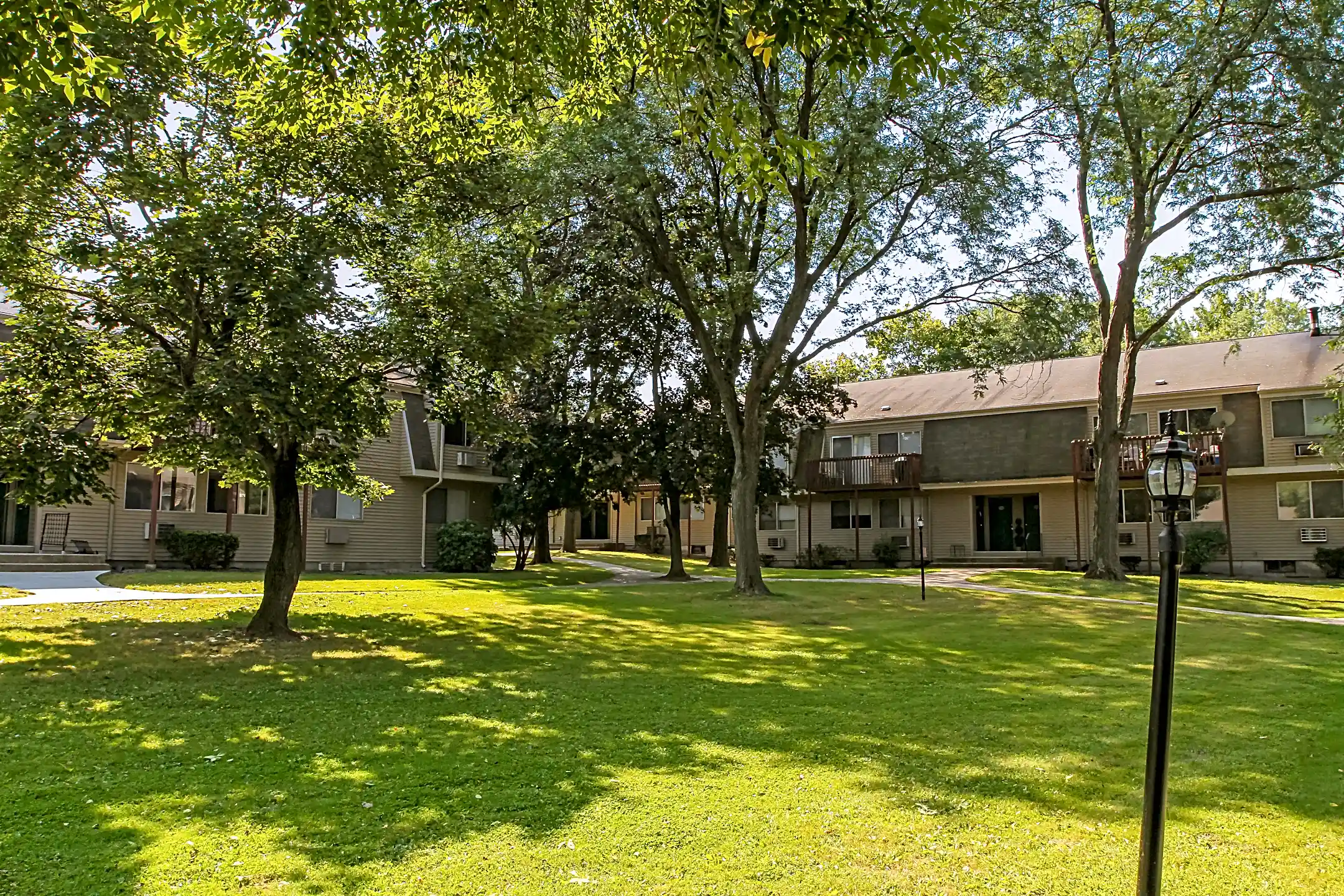 Woodgate Apartments Enfield, CT 06082