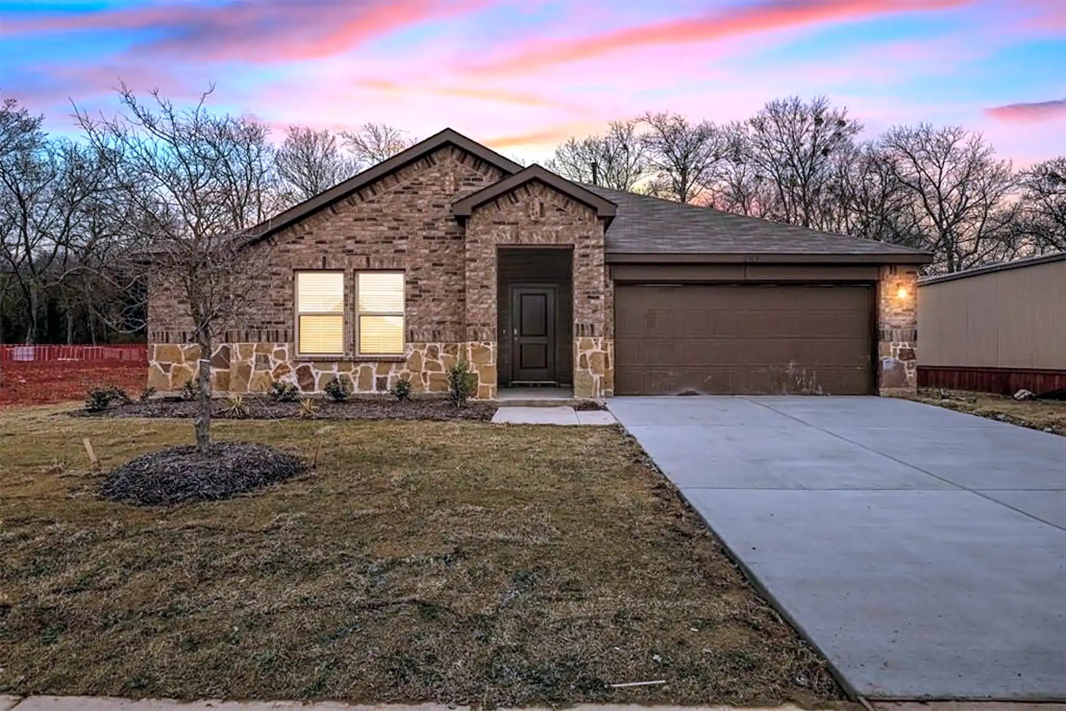 2303 Sidney Ln Tom Bean, TX Houses for Rent Rent.