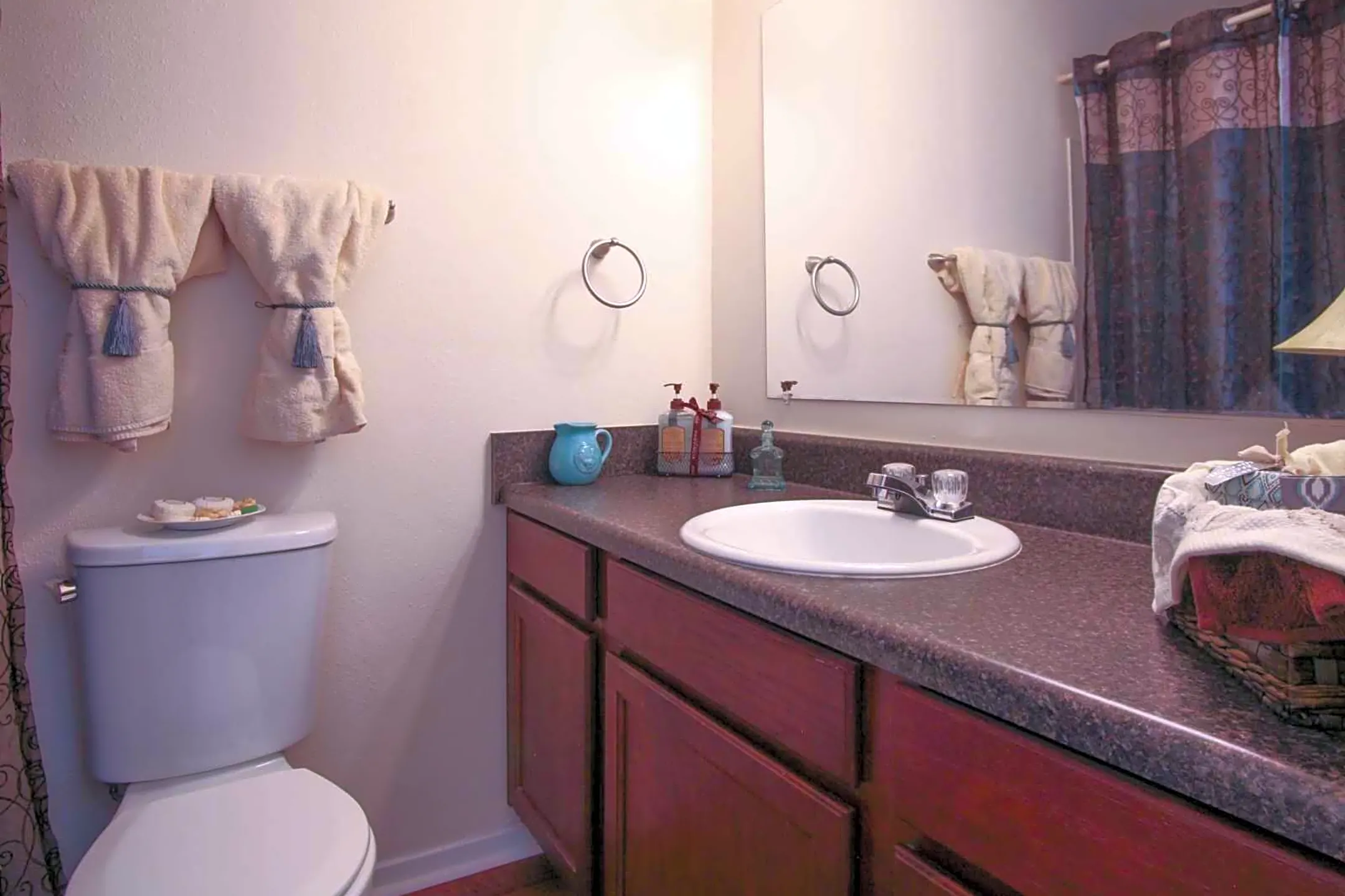 Bathroom - Country Haven Apartments - Saraland, AL