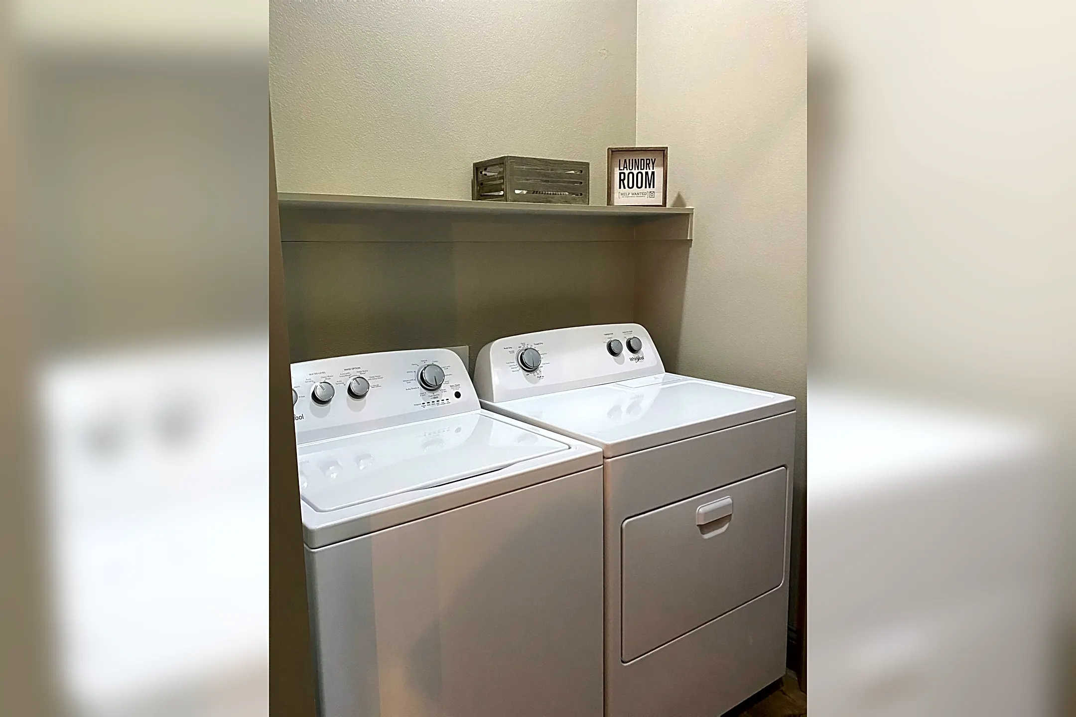 Lake Villas Apartments Granbury, TX 76048