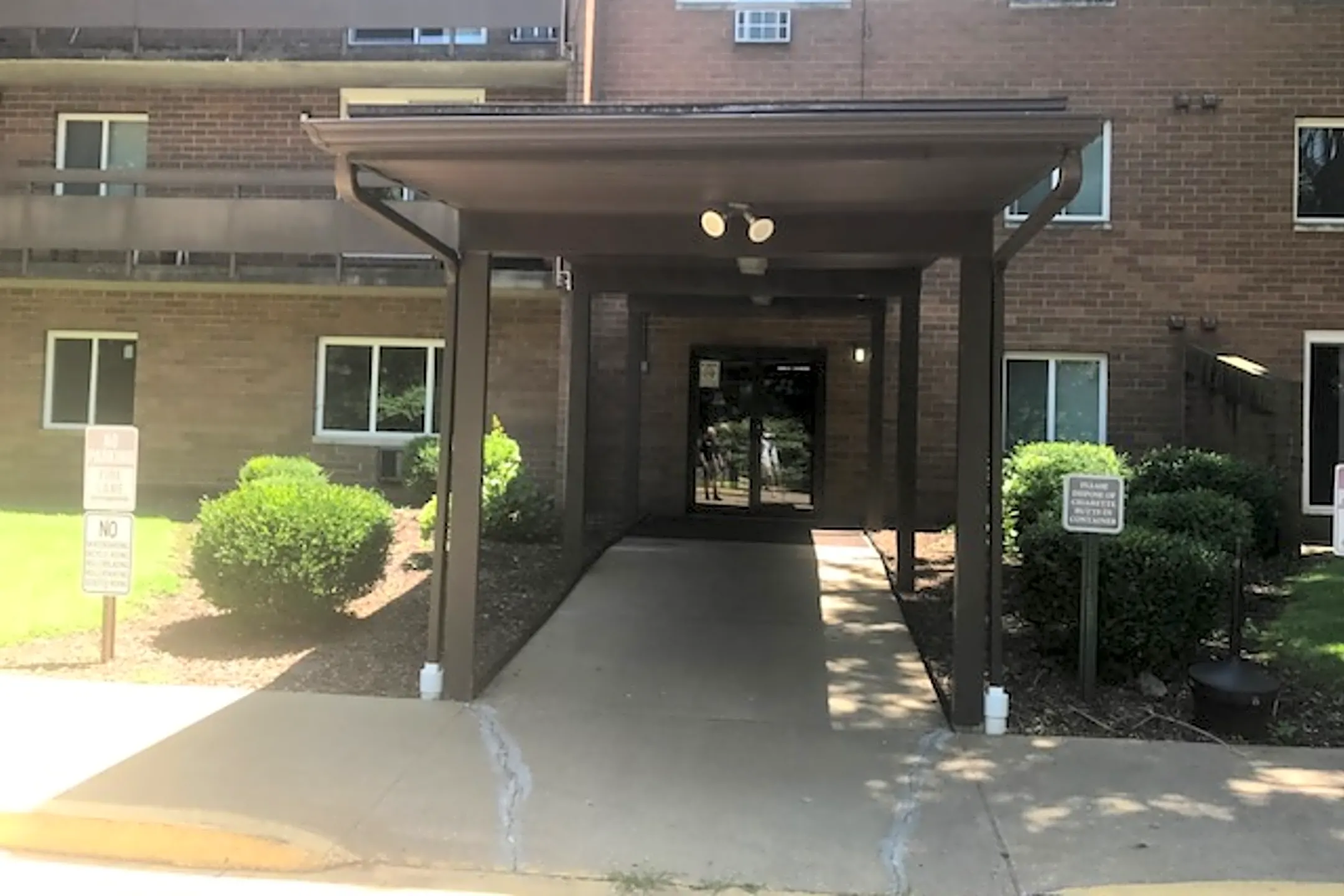 Riverside Manor Apartments Toronto, OH 43964