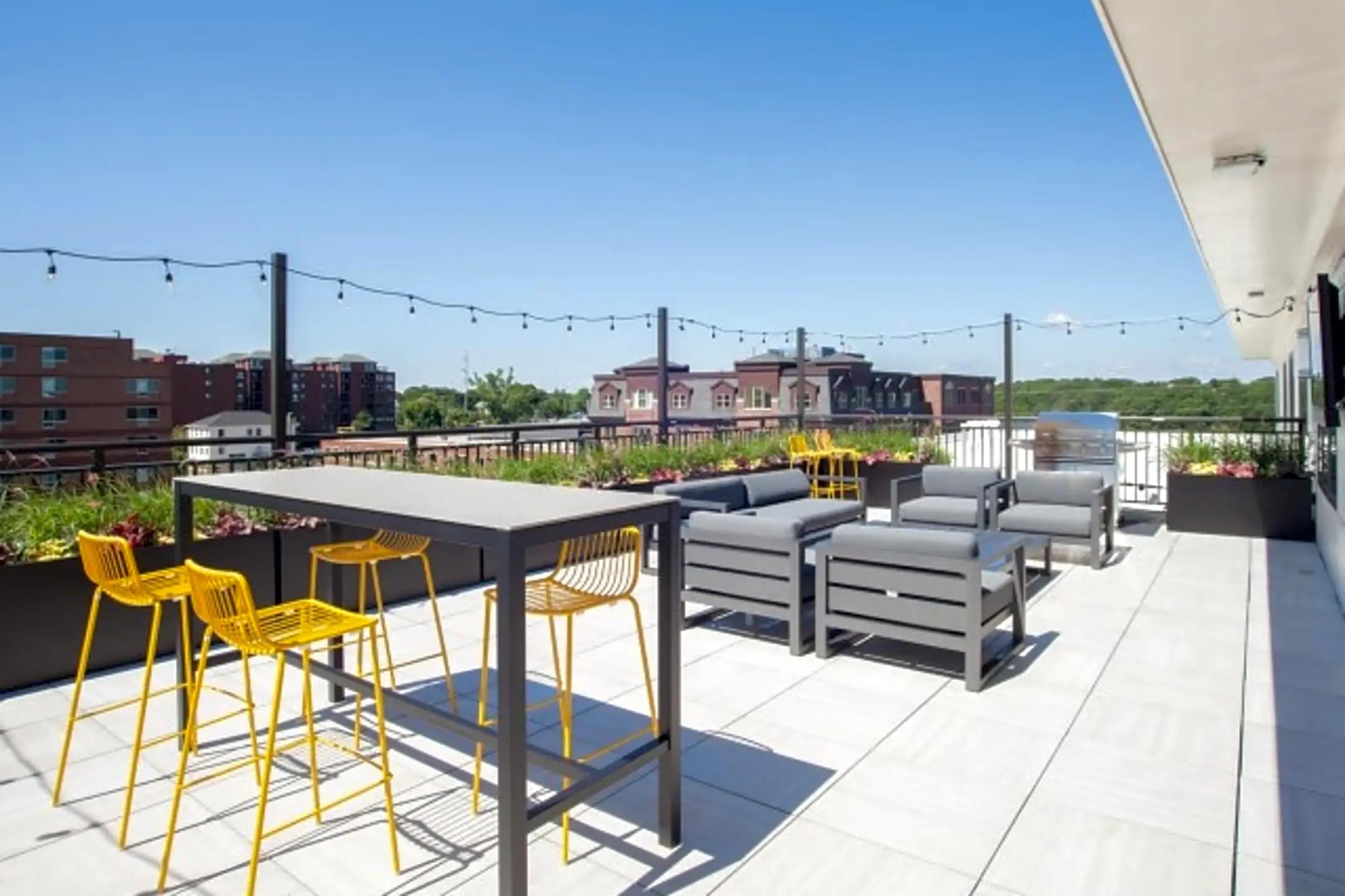 The Flats at 131 Apartments Beverly, MA 01915