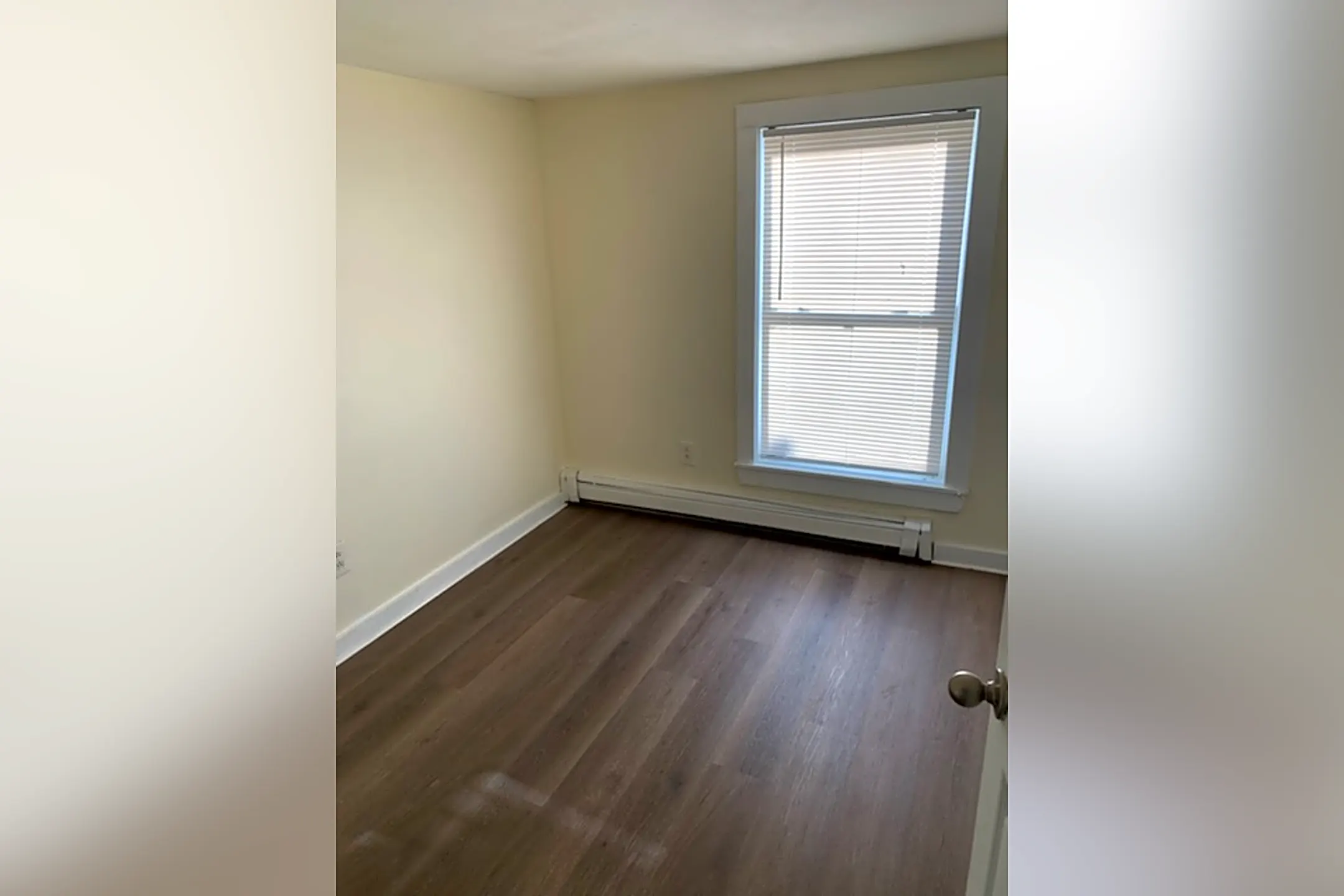 17 Union Ave Apartments Wareham, MA 02558