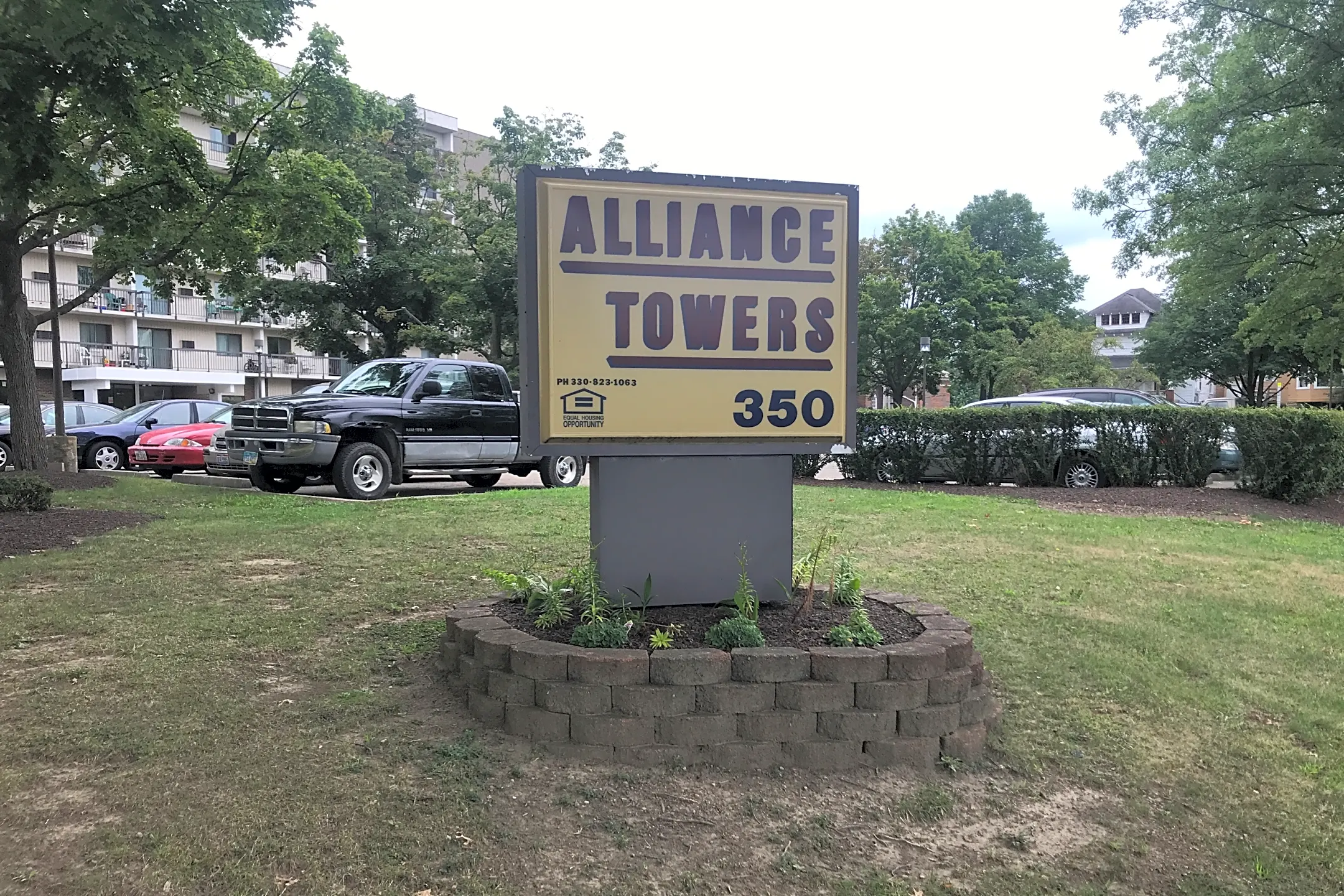 Pool - Alliance Towers - Alliance, OH