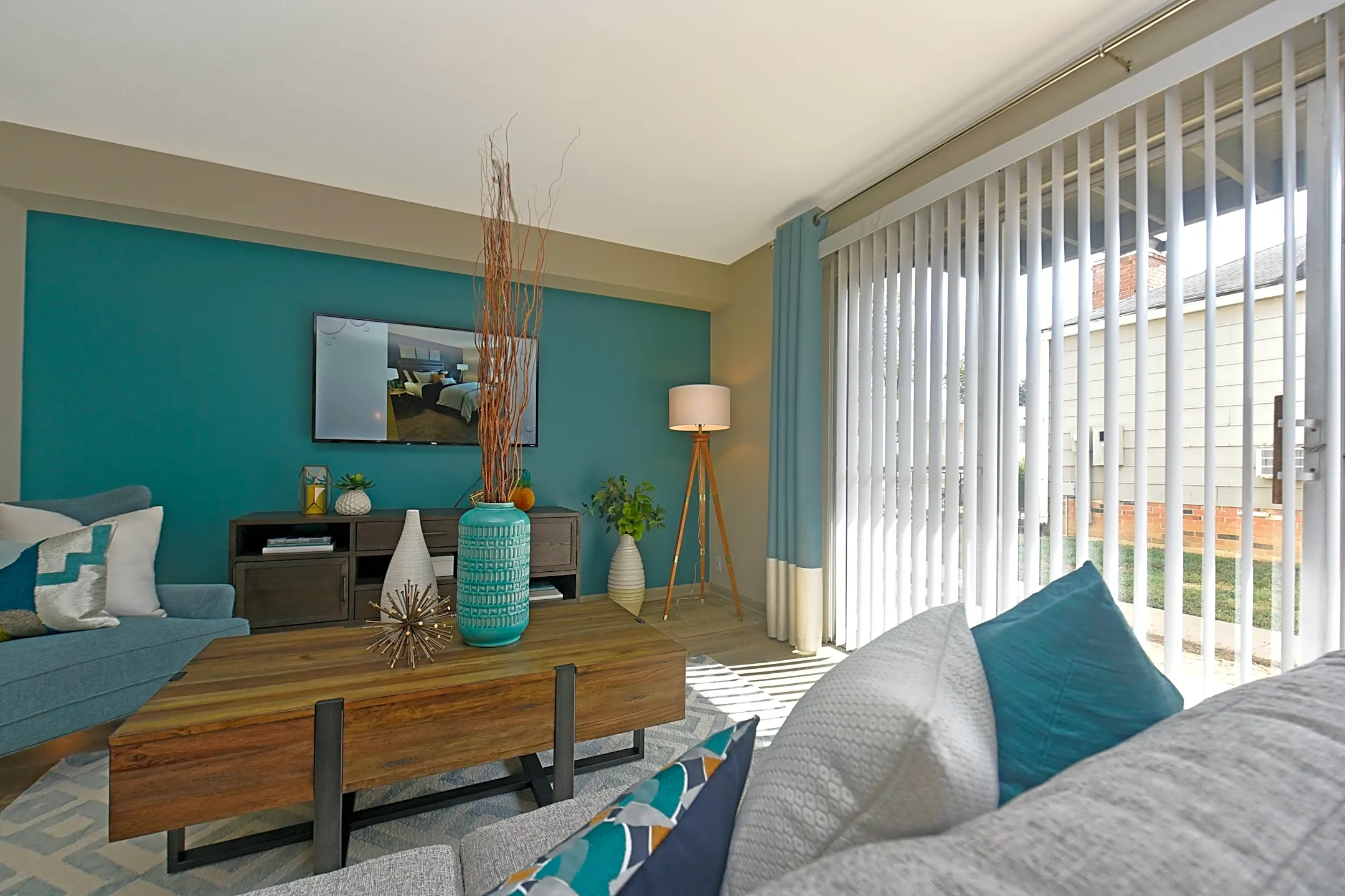 Living Room - Butchertown Flats - Louisville, KY