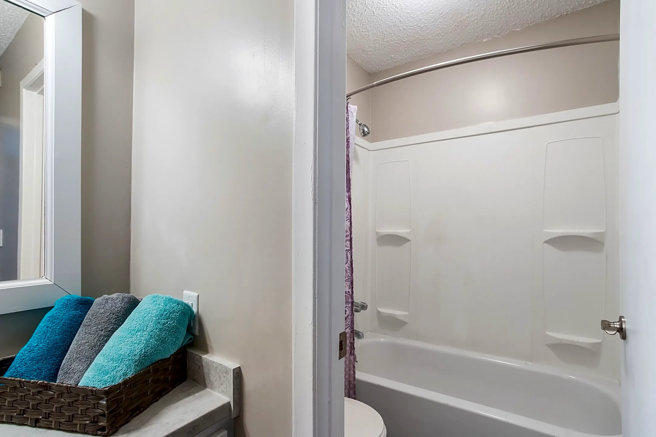 Bathroom - Pinebrook - Ridgeland, MS