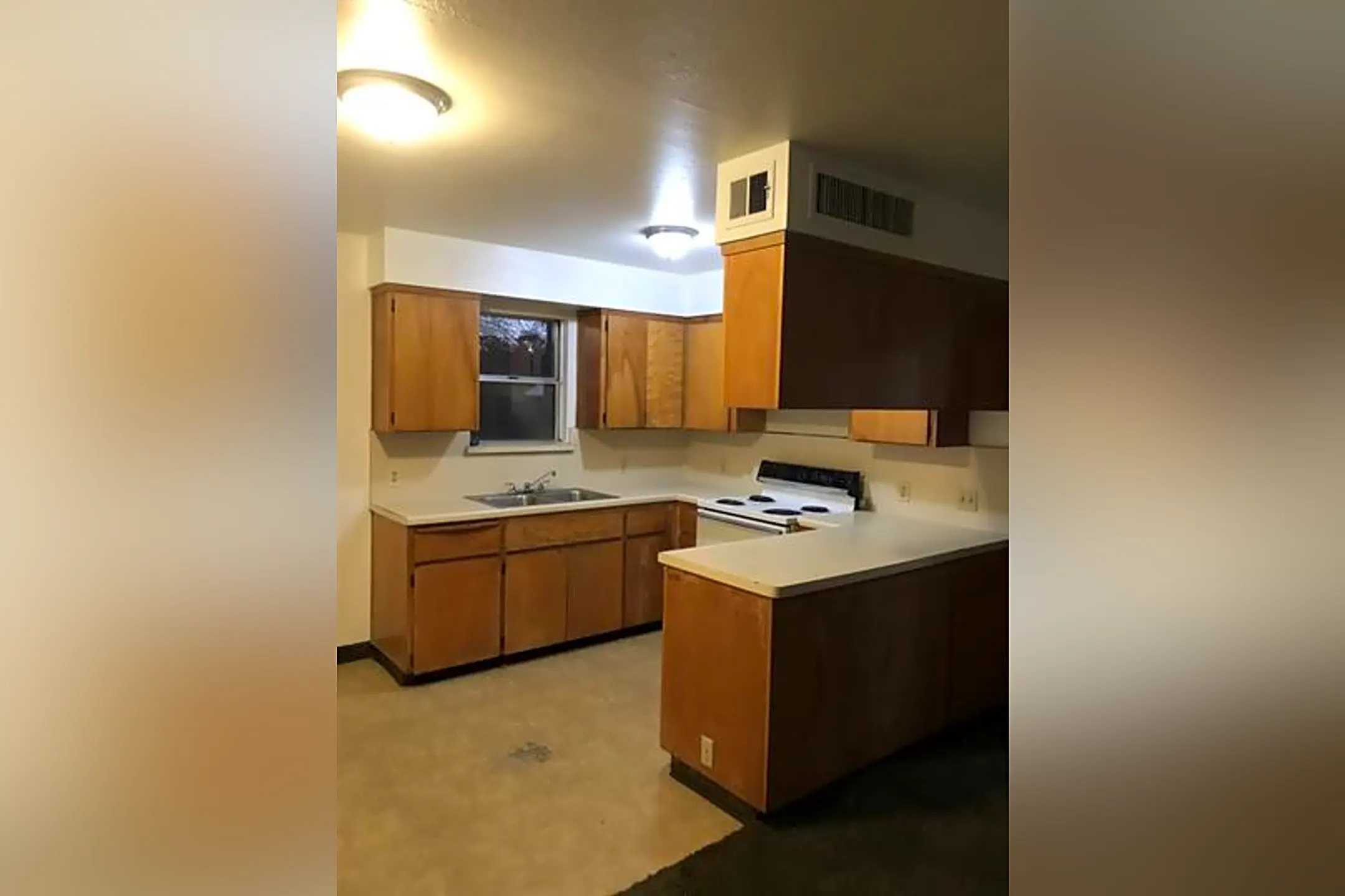 1405 E Clinton Ave Fresno, CA Houses for Rent Rent.