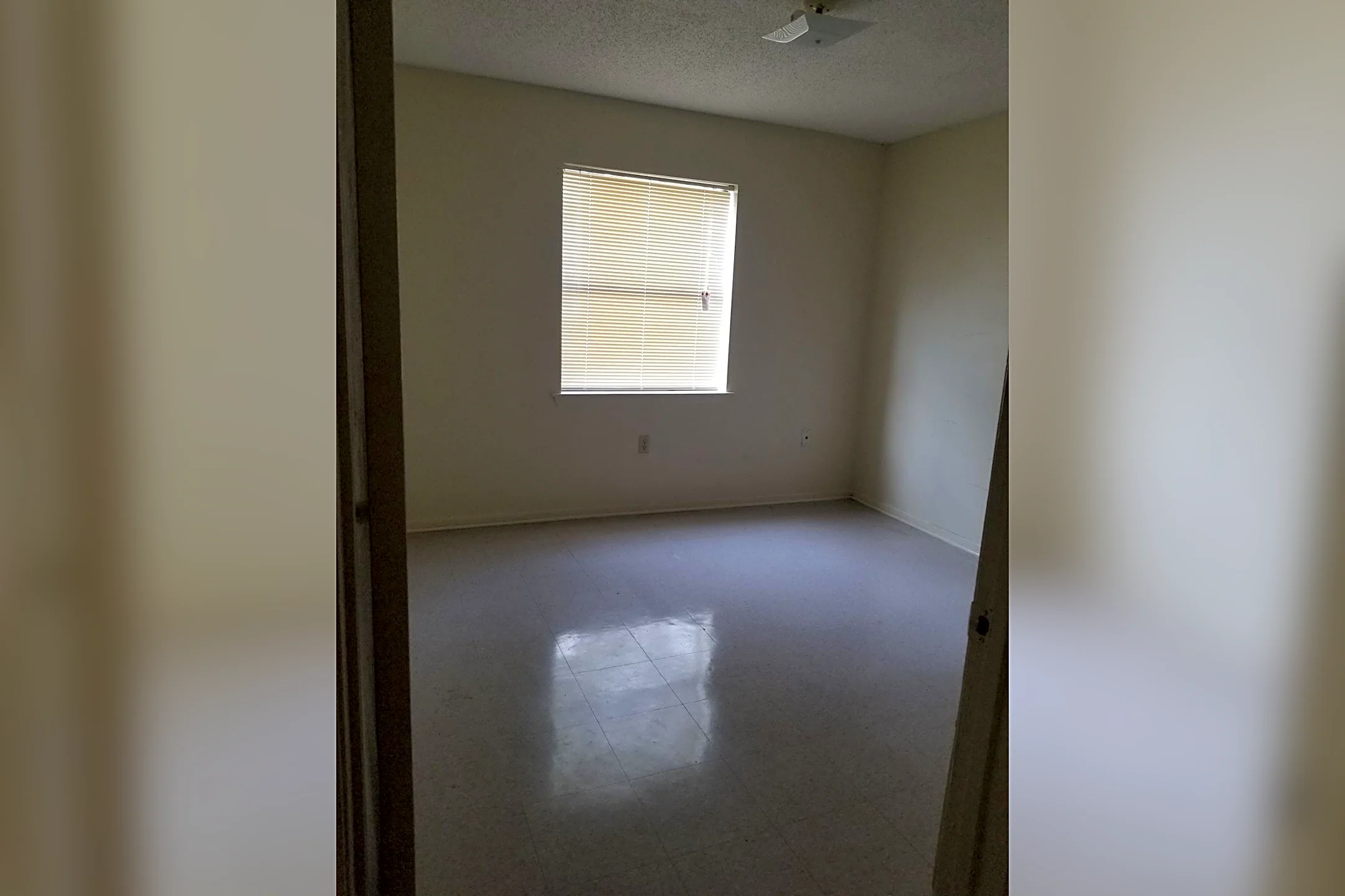 Riverside Village Apartments 789 South Vaughn Drive Brusly, LA