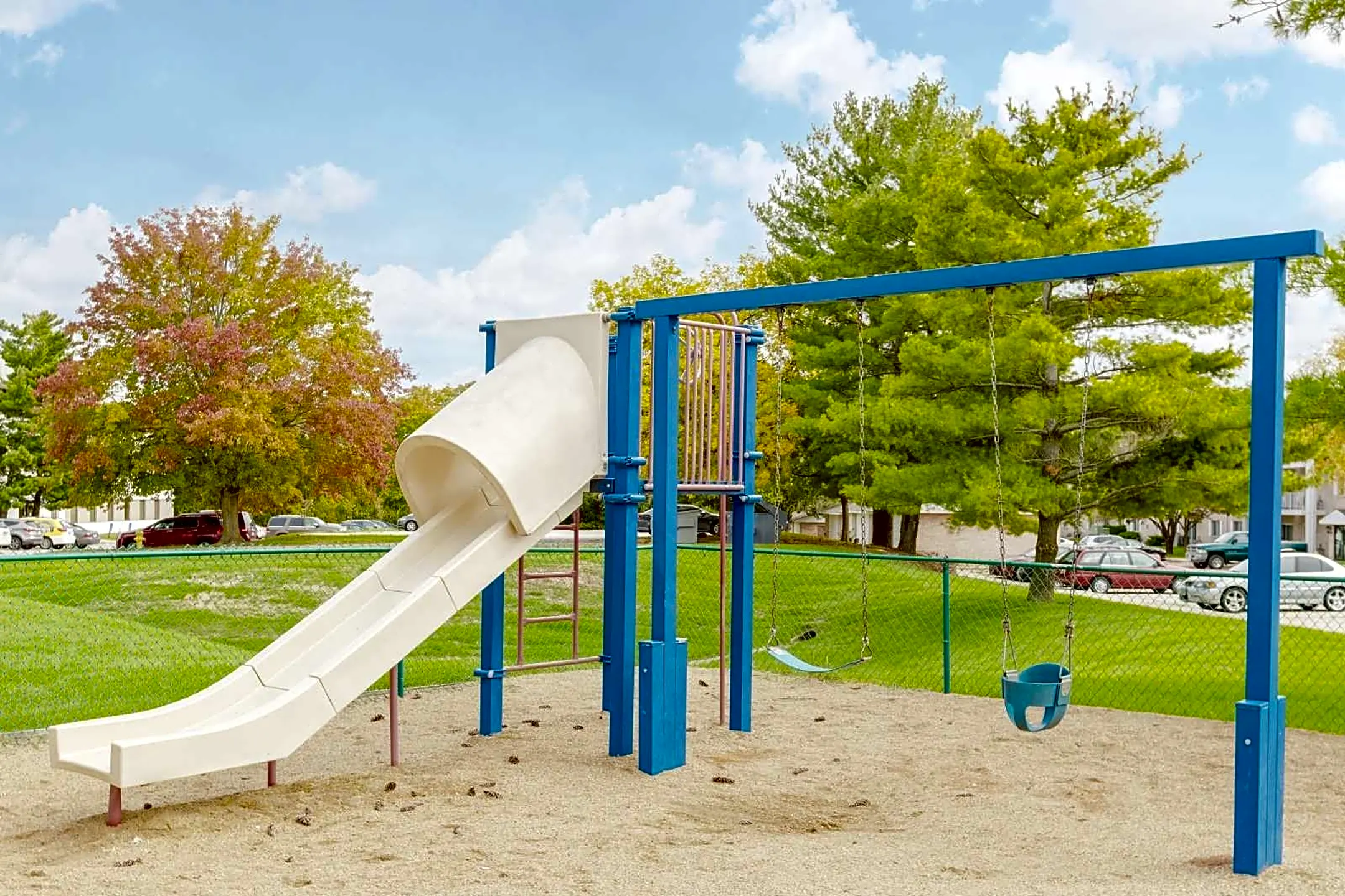 Playground - Cambridge Court - West Des Moines, IA