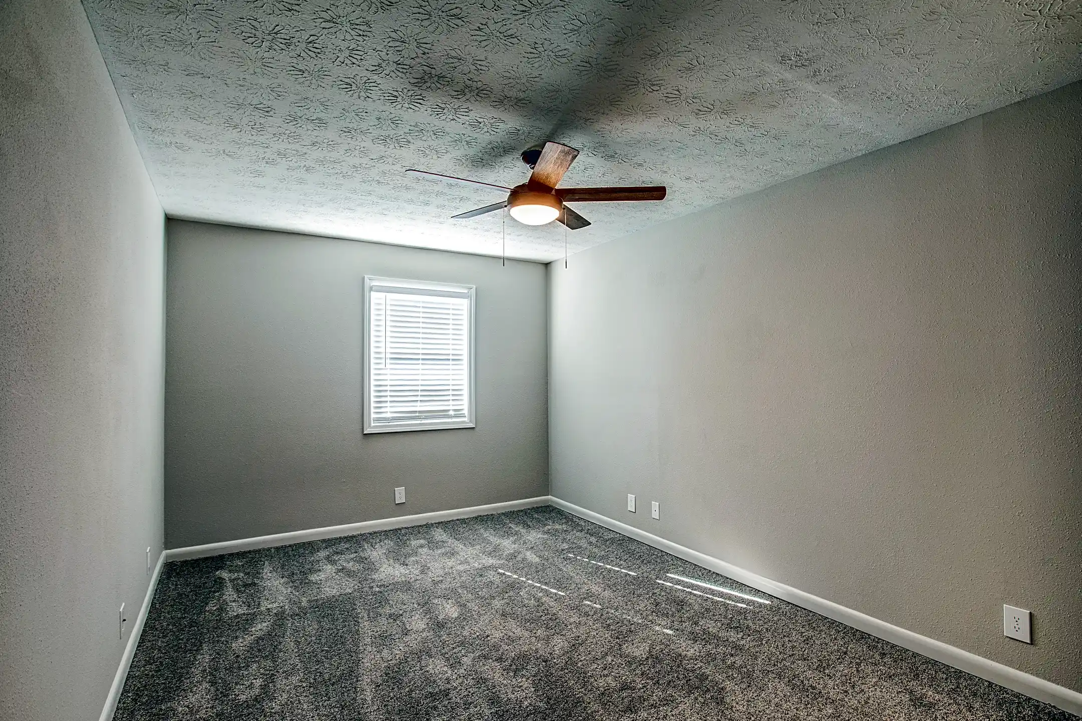 Park at Glenwood 200 High Court Place Decatur, GA Apartments for