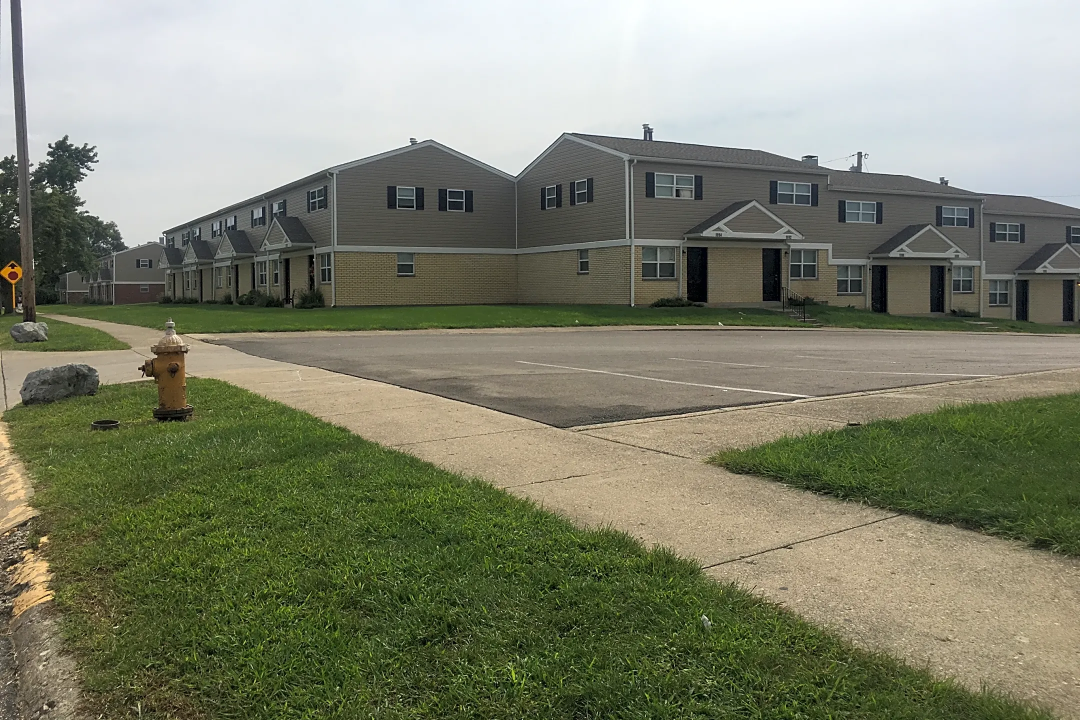 Northland Village Apartments - Dayton, OH 45414