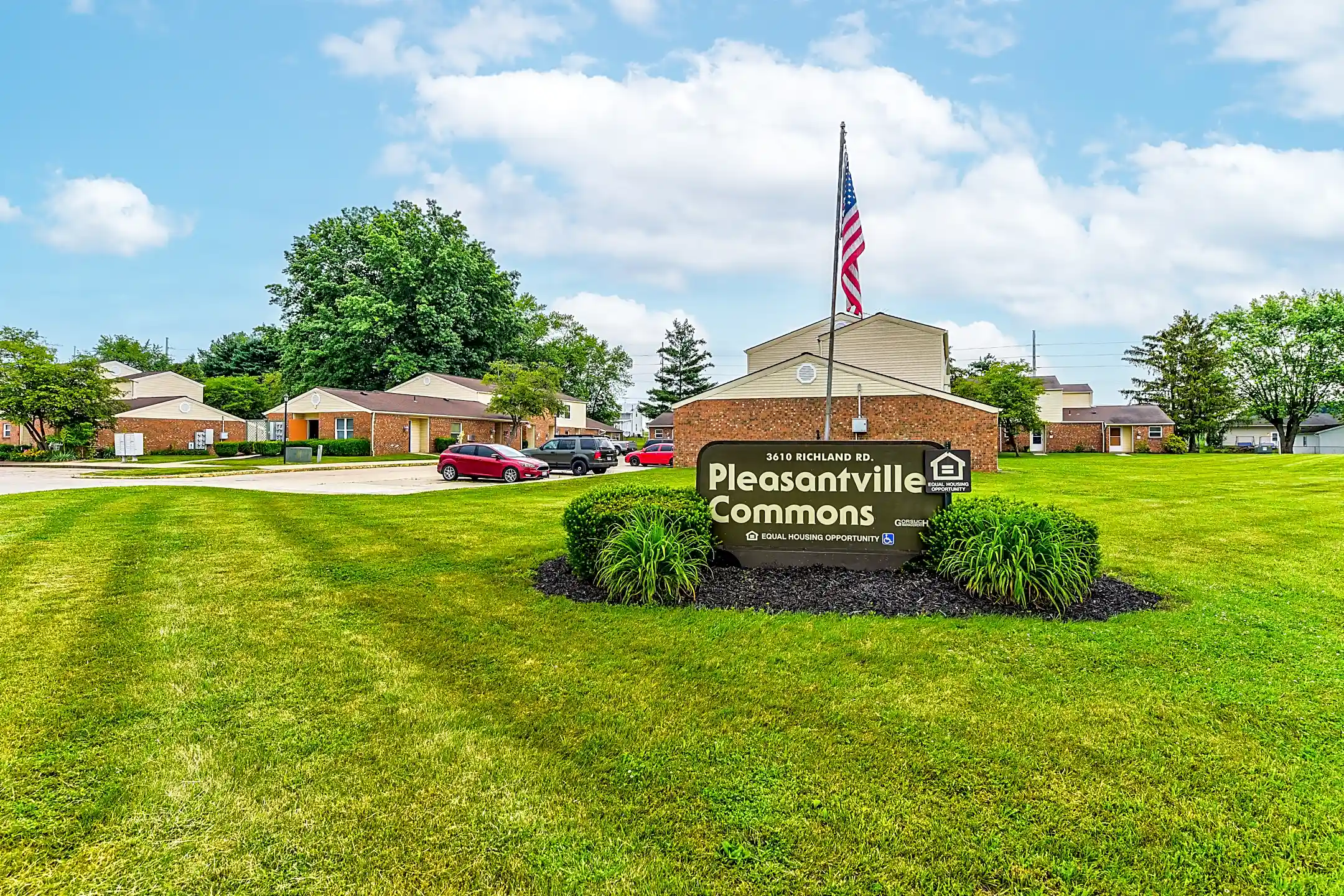 Pleasantville Commons Apartments Pleasantville, OH 43148