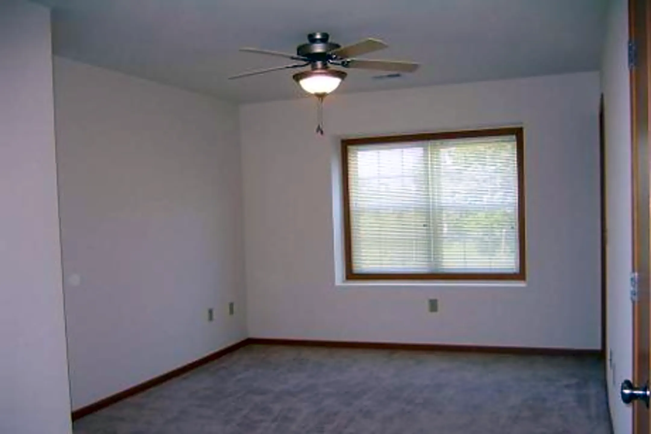 Westbrook Townhomes 6315 52nd St Kenosha, WI Apartments for Rent Rent.