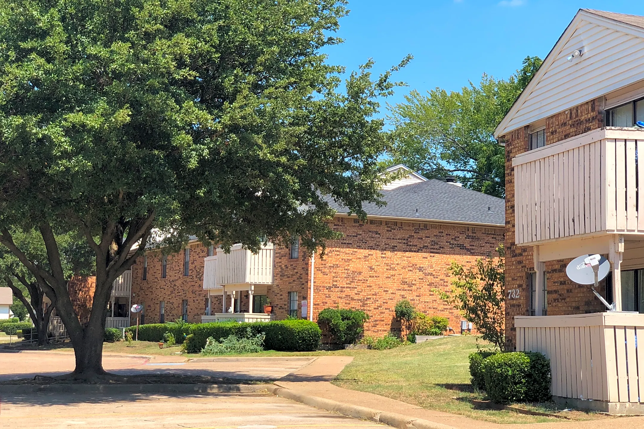 Miller Park - 724 W Miller Rd | Garland, TX Apartments for Rent | Rent.