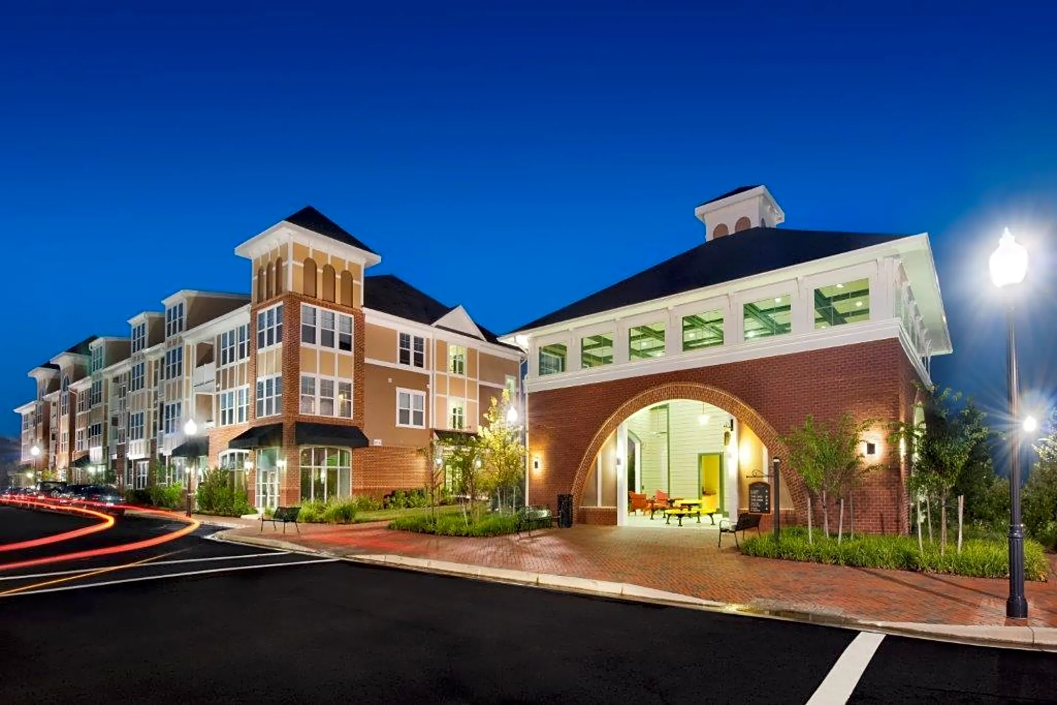 Westchester At The Pavilions Waldorf, MD 20603