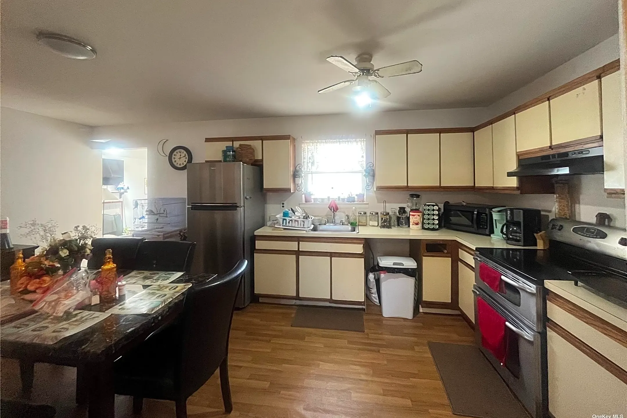 178 Oak Ave Shirley, NY Houses for Rent Rent.