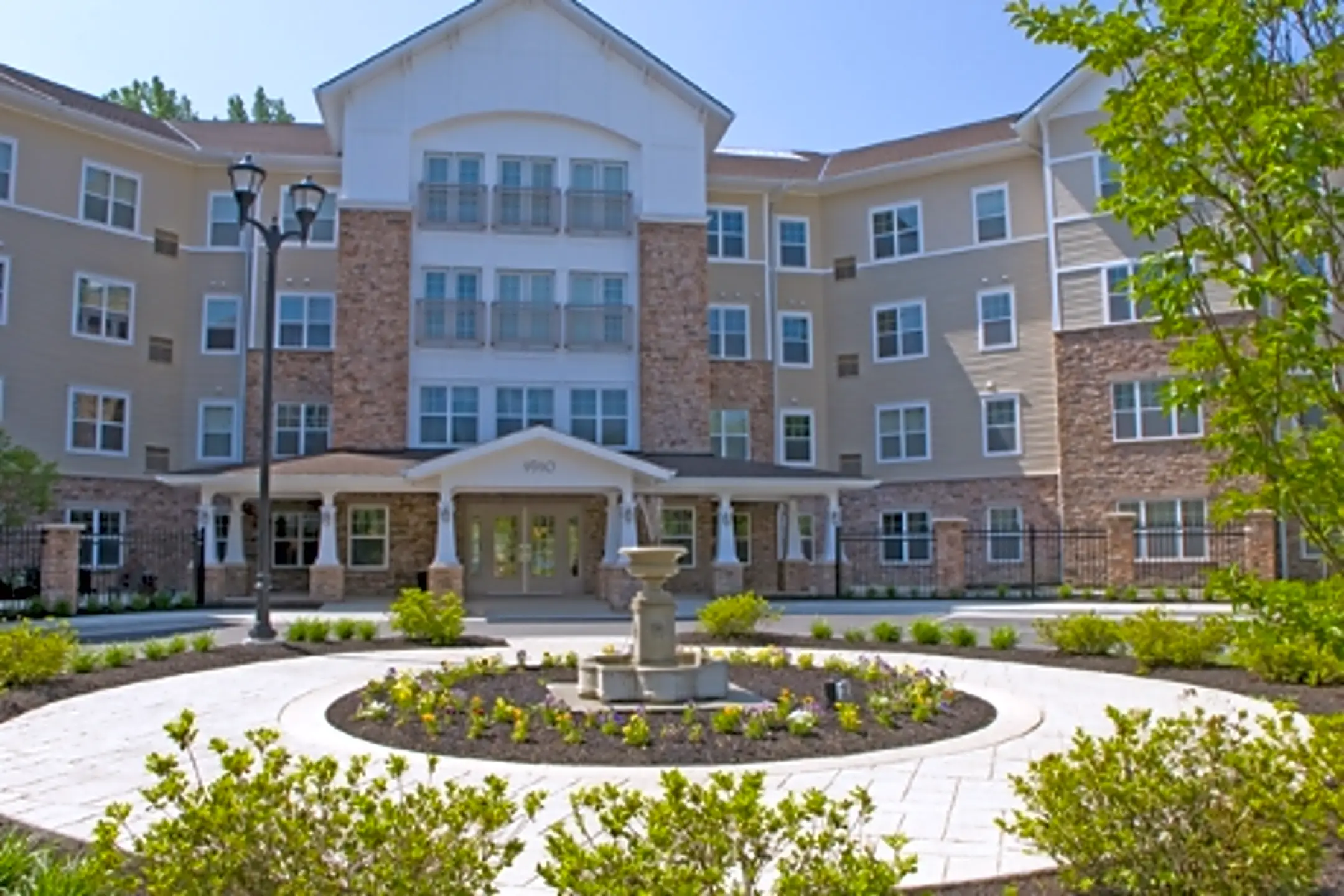 The Lodge At Marlton Apartments Upper Marlboro, MD 20772