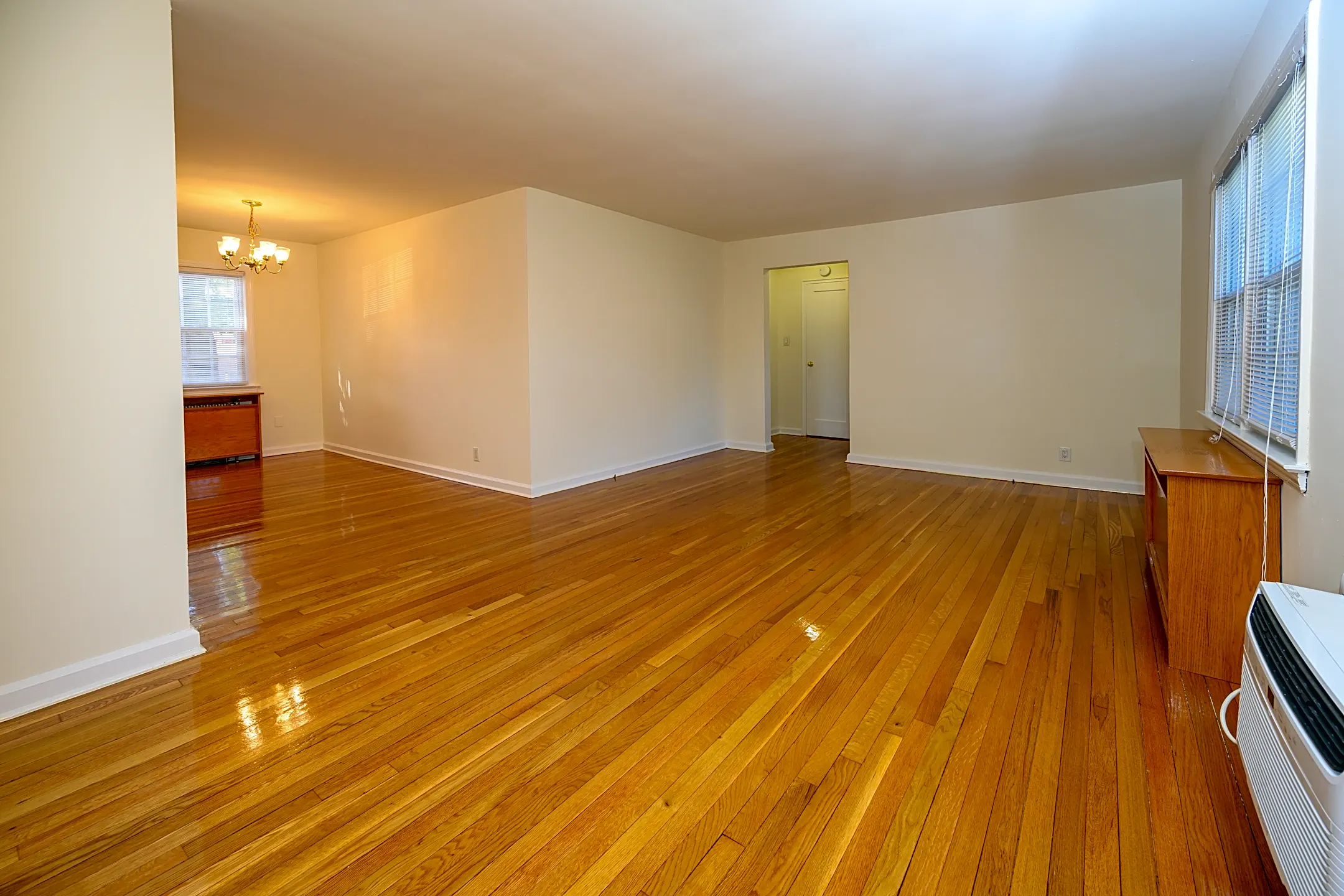 Merritt Gardens 306090 Knickerbocker Road Dumont, NJ Apartments