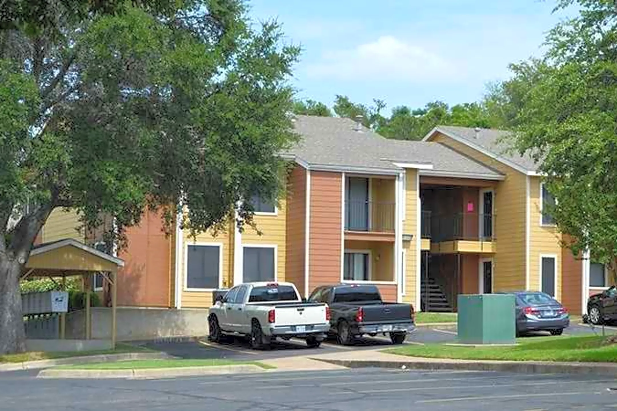 Highland Apartments Waco