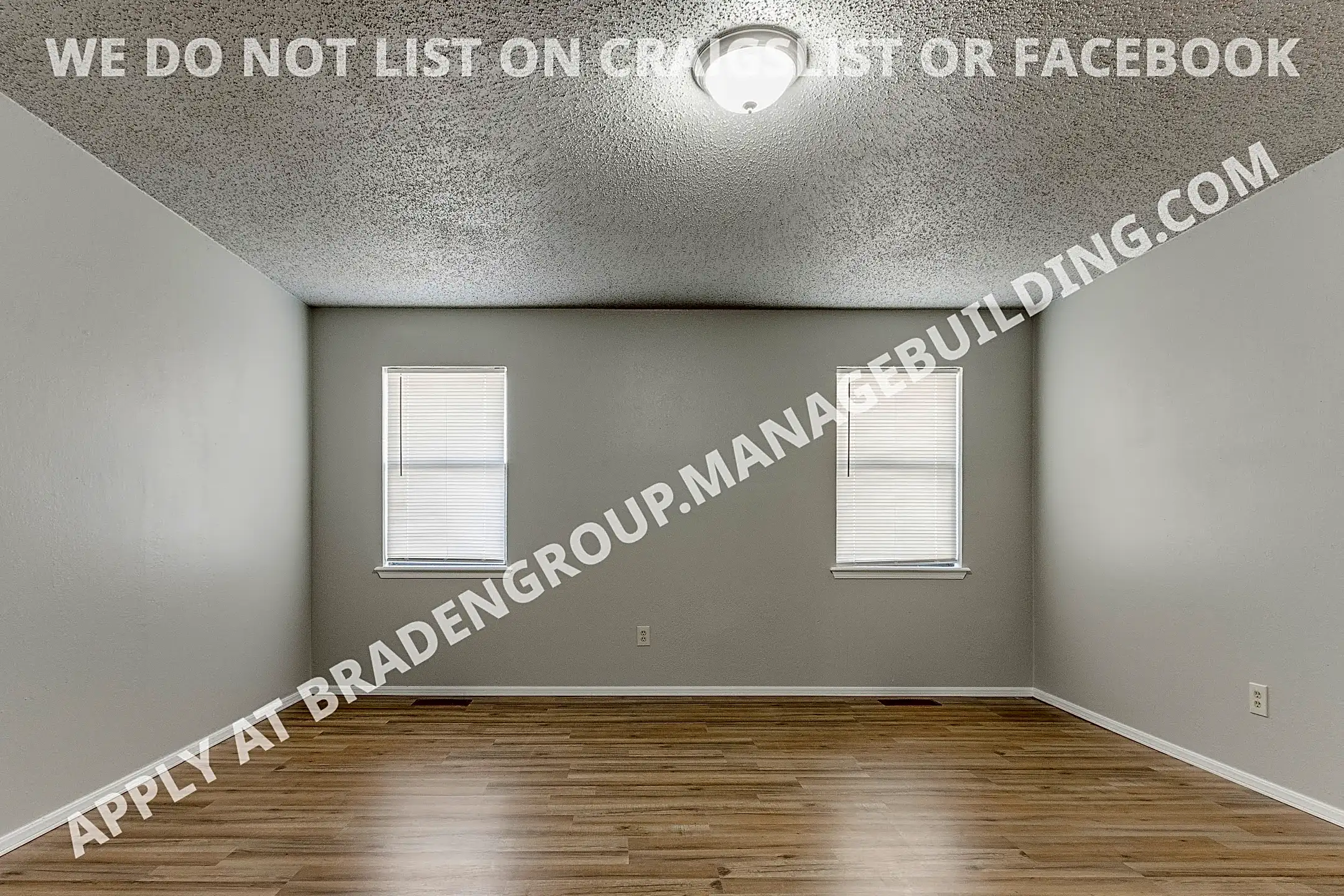 Living Room - 11609 Century Dr - Oklahoma City, OK