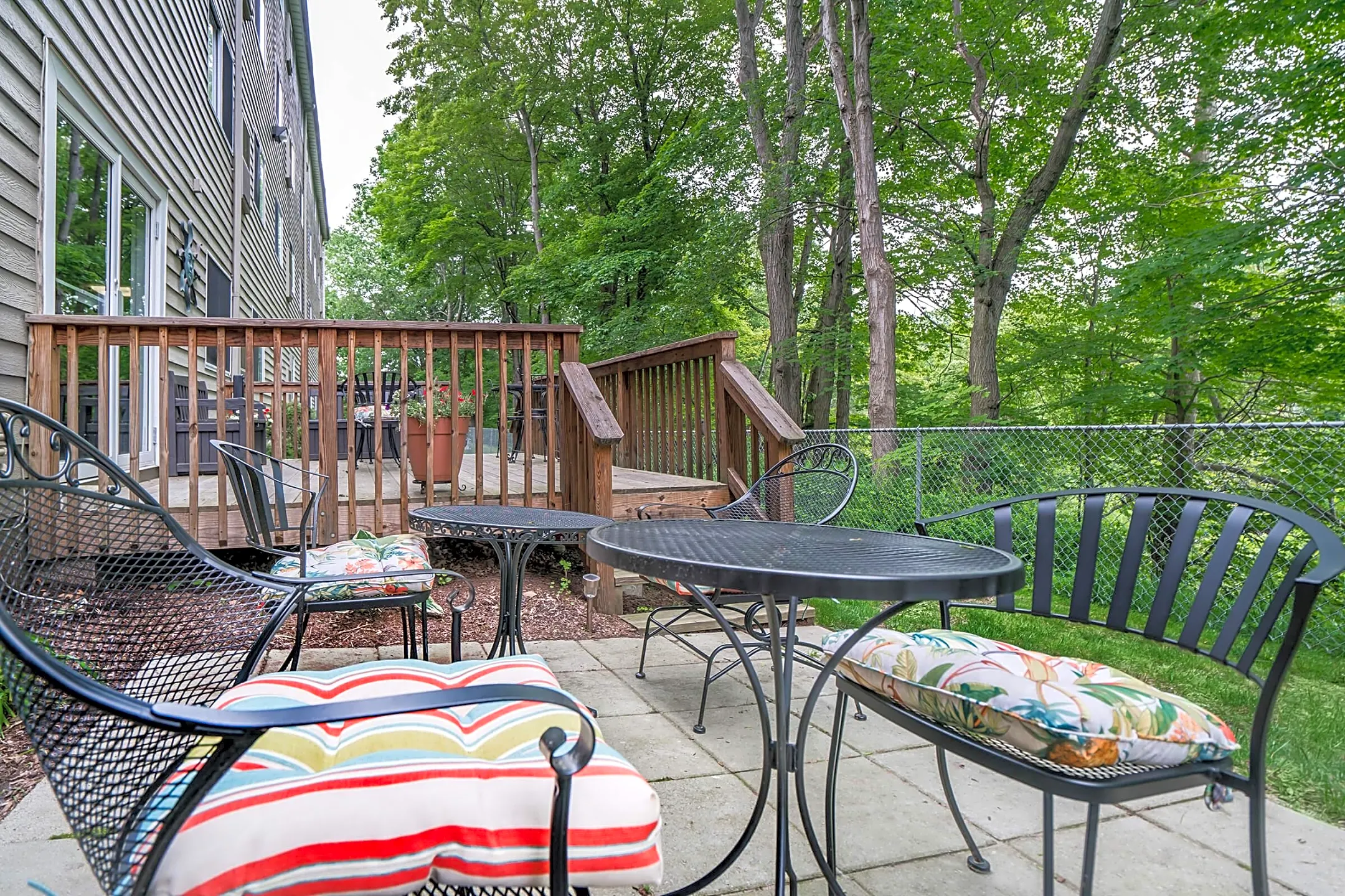 Lakeview Apartments 440 Meriden Rd Waterbury, CT Apartments for