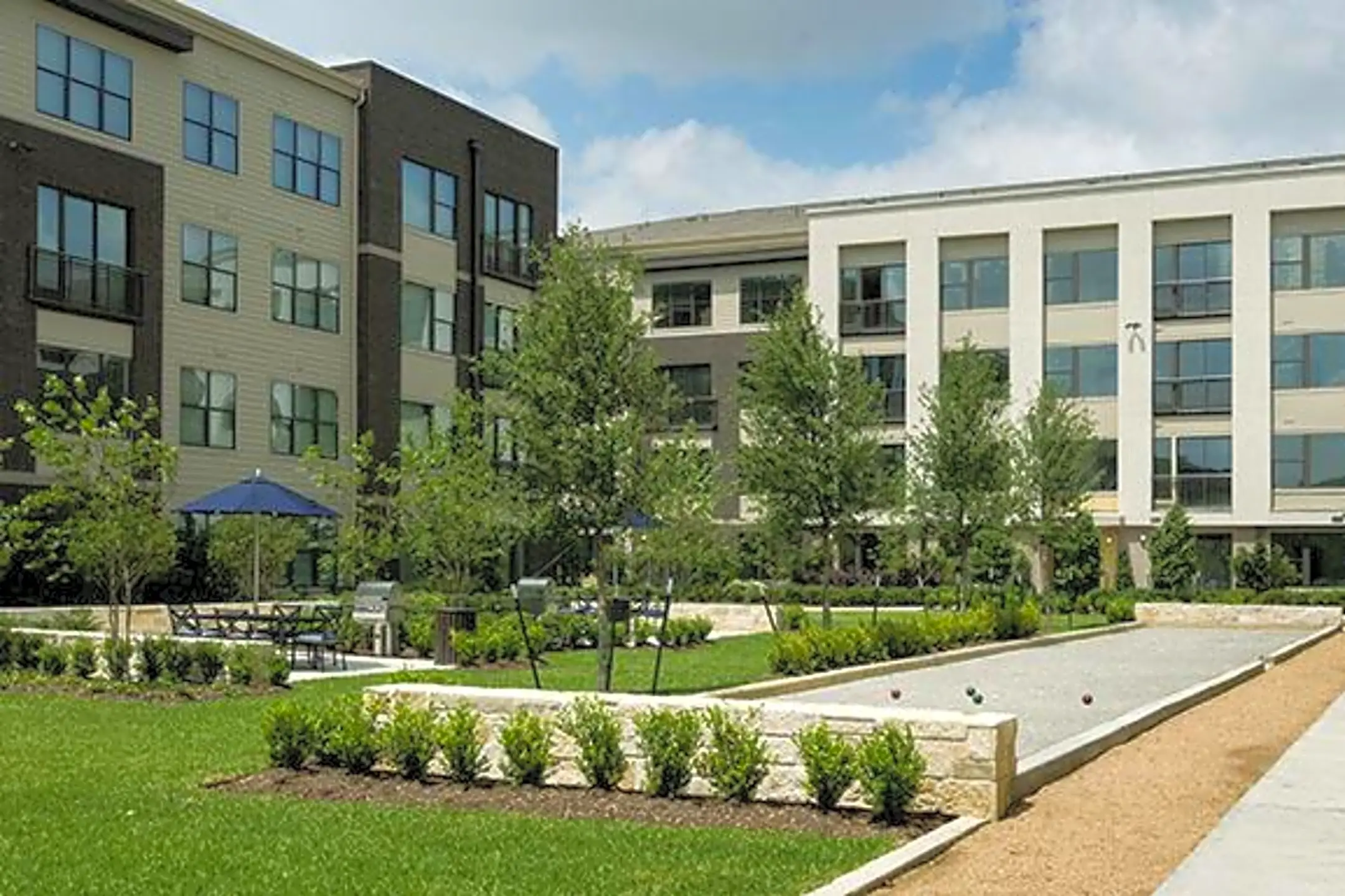 8250 Meadow Rd Dallas, TX Apartments for Rent Rent.