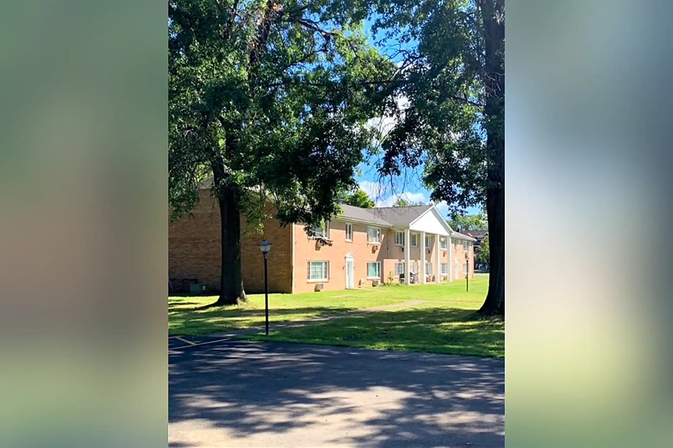 Mt. Union Apartments 2721 South Union Avenue Alliance, OH