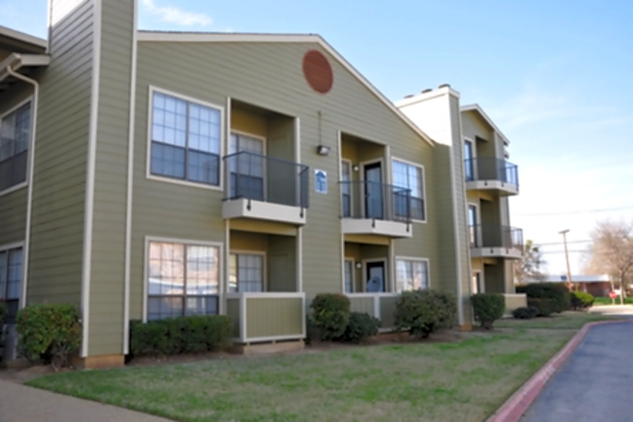 Lakeridge 1720 Valley View Ln Irving, TX Apartments for Rent Rent.