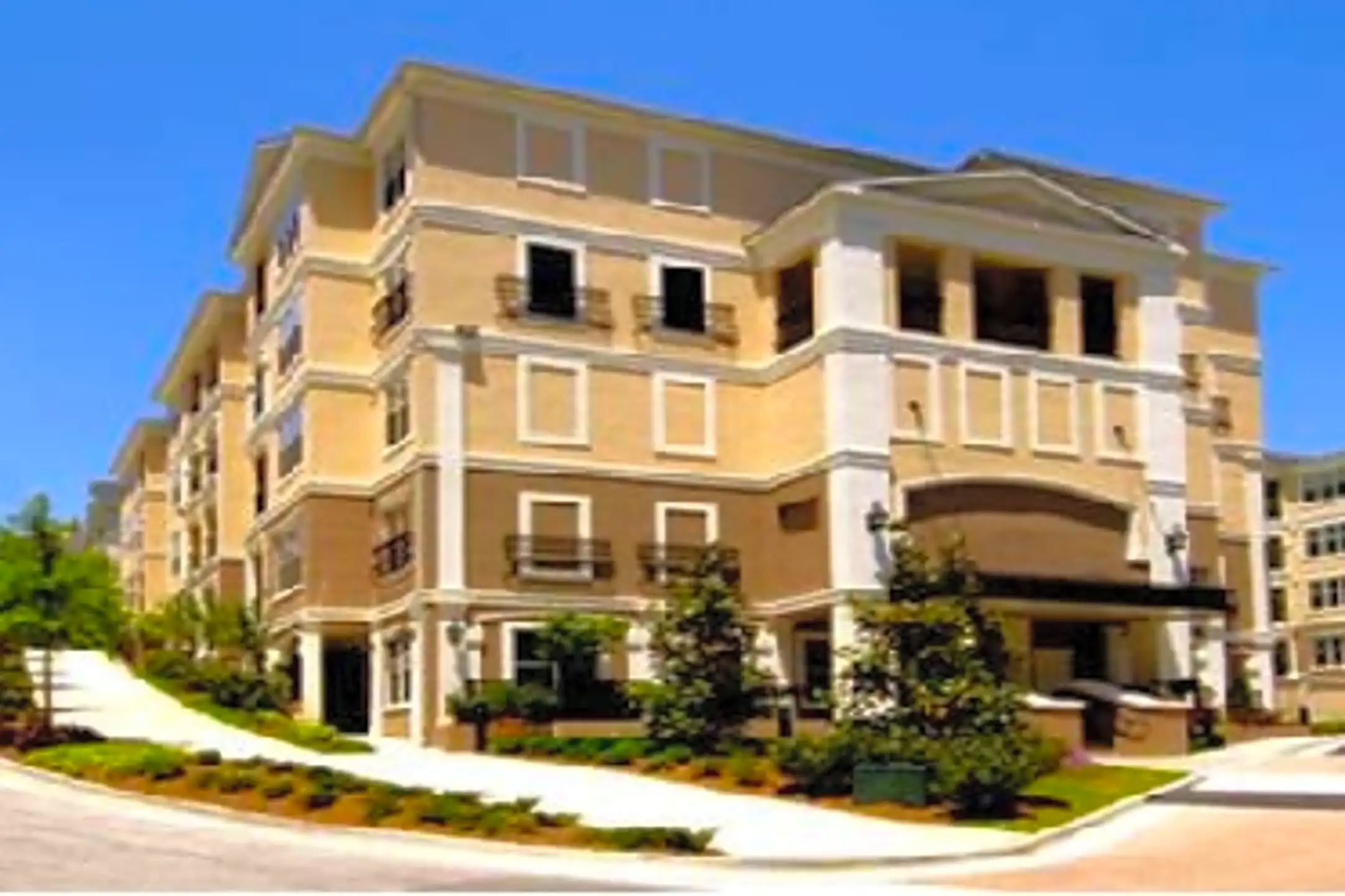 Kingsboro Luxury Rentals 3443 Kingsboro Road Northeast Atlanta, GA