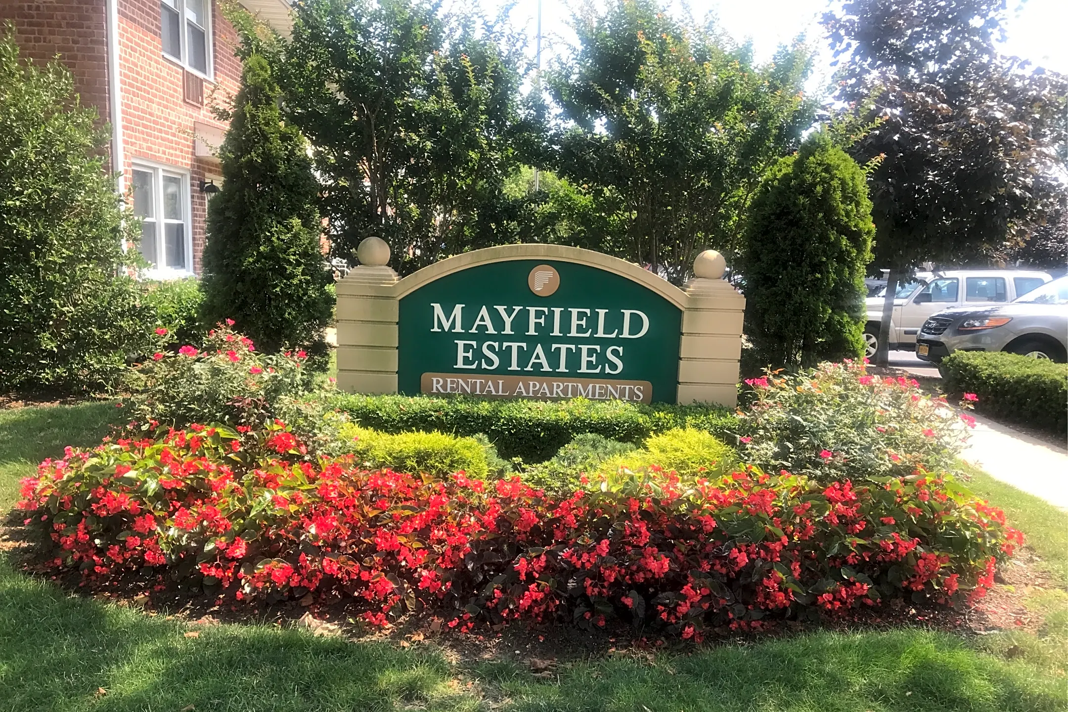 Mayfield Estates 98 Green Acres Rd Valley Stream, NY Apartments for
