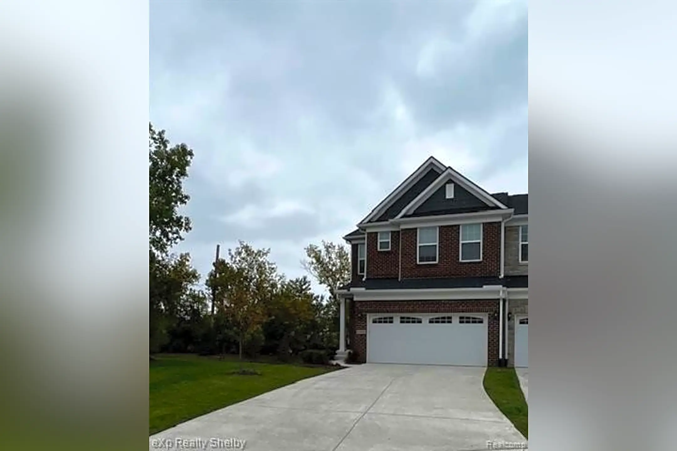 Building - 43446 Prospect Ln - Novi, MI