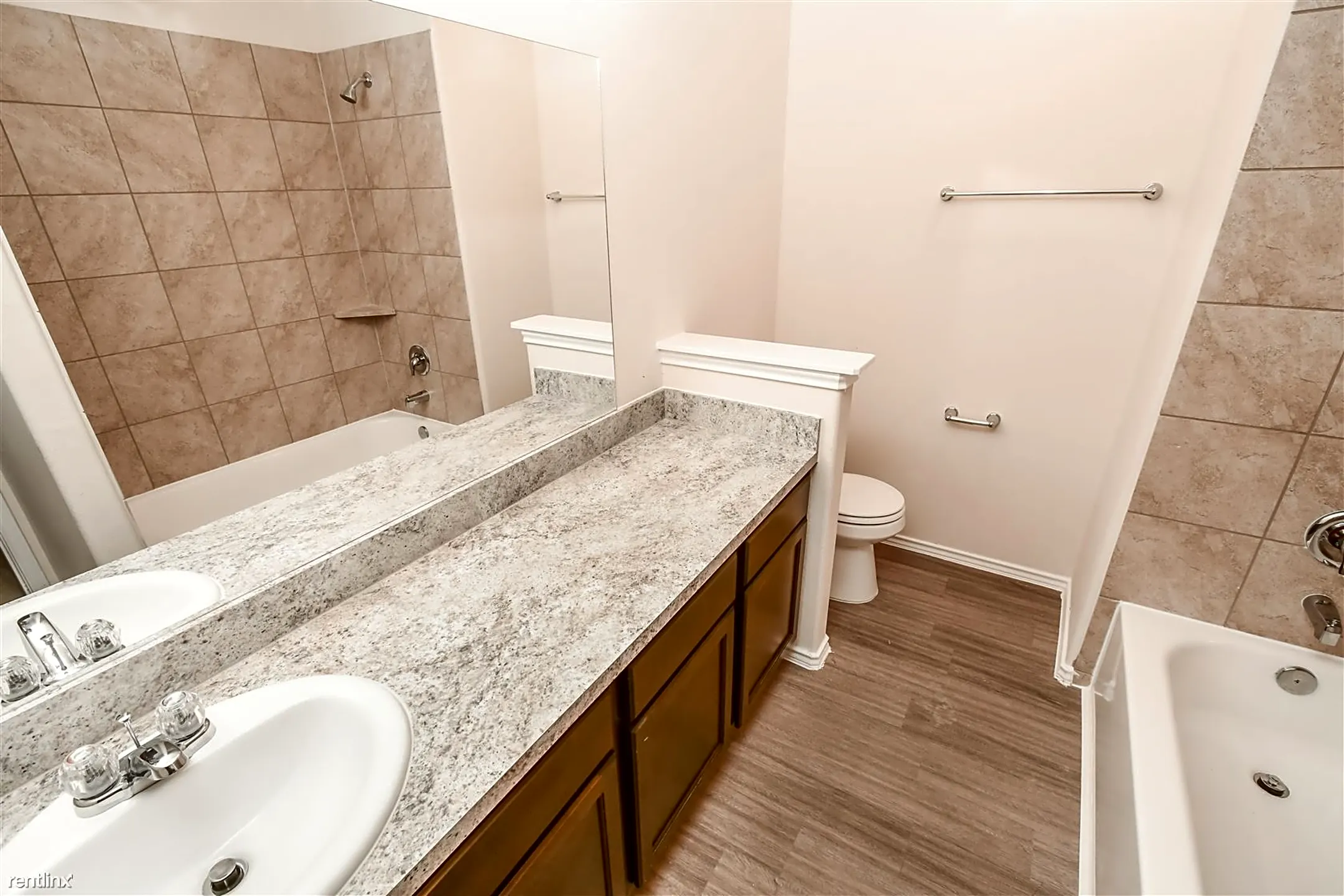 Bathroom - 9410 Somers Bend - San Antonio, TX