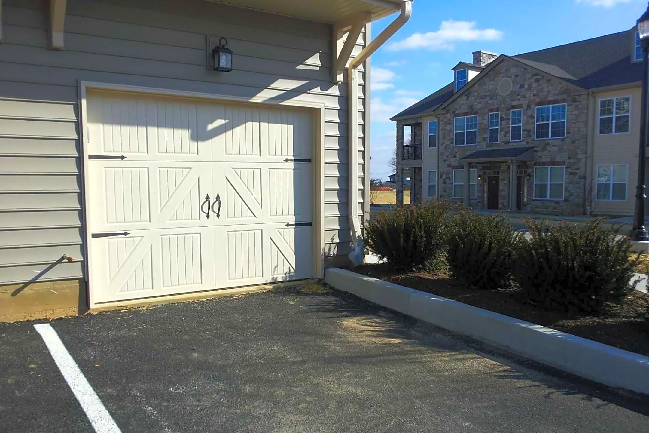 Lafayette Square Apartment Homes - 401 Continental Ave | Sadsburyville ...