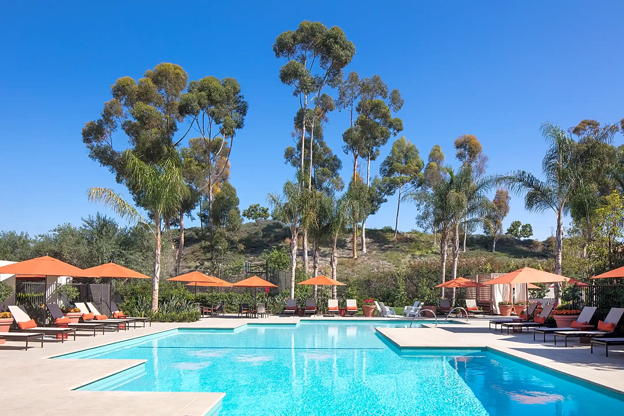 Aliso Town Center Apartment Homes 23511 Aliso Creek Rd Aliso Viejo