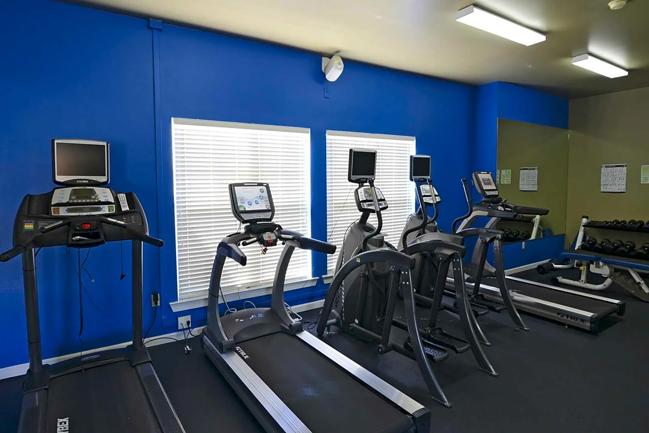 Fitness Weight Room - Cape Trails - Cape Girardeau, MO