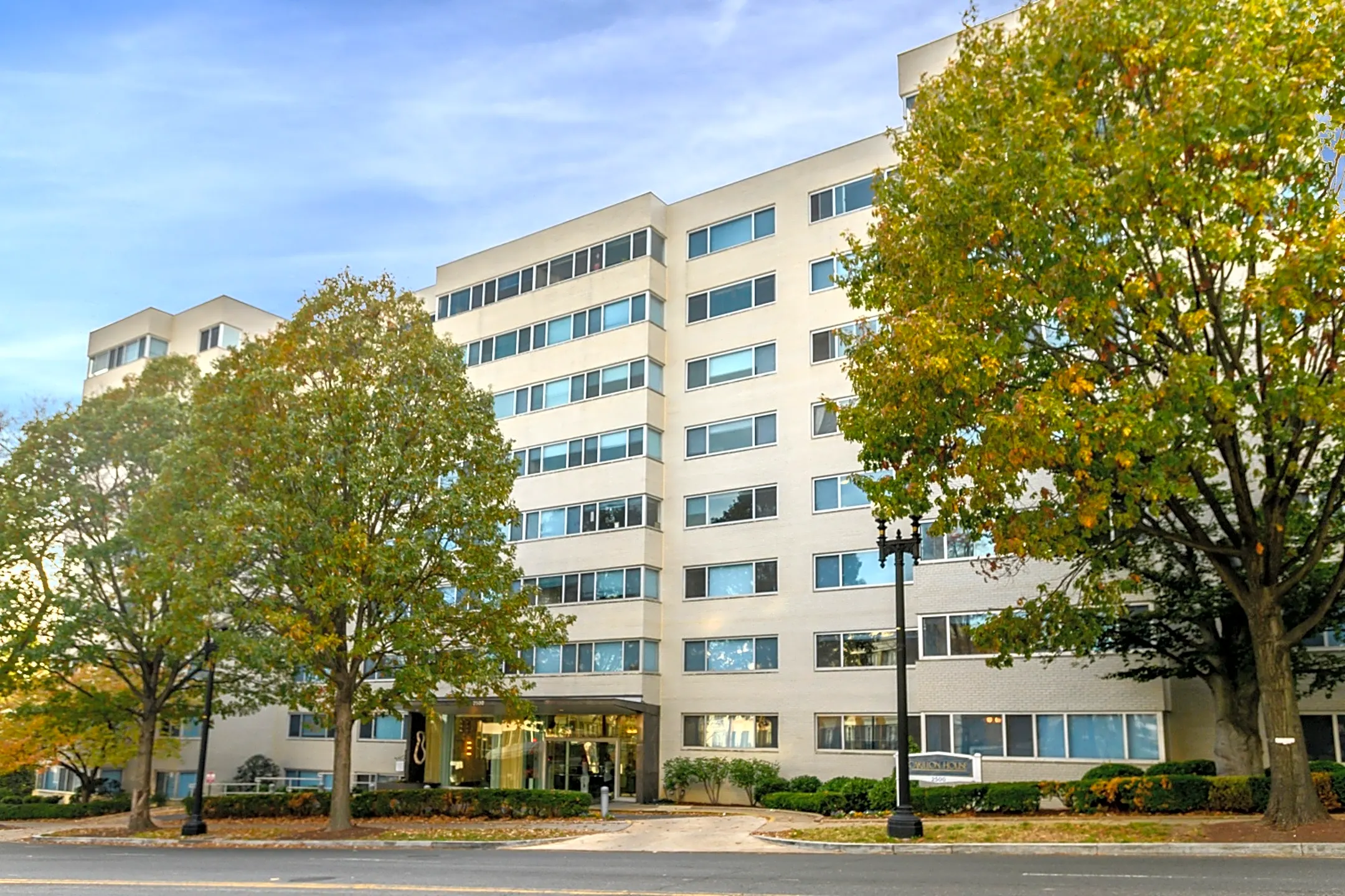 Carillon House - 2500 Wisconsin Ave NW | Washington, DC Apartments for ...