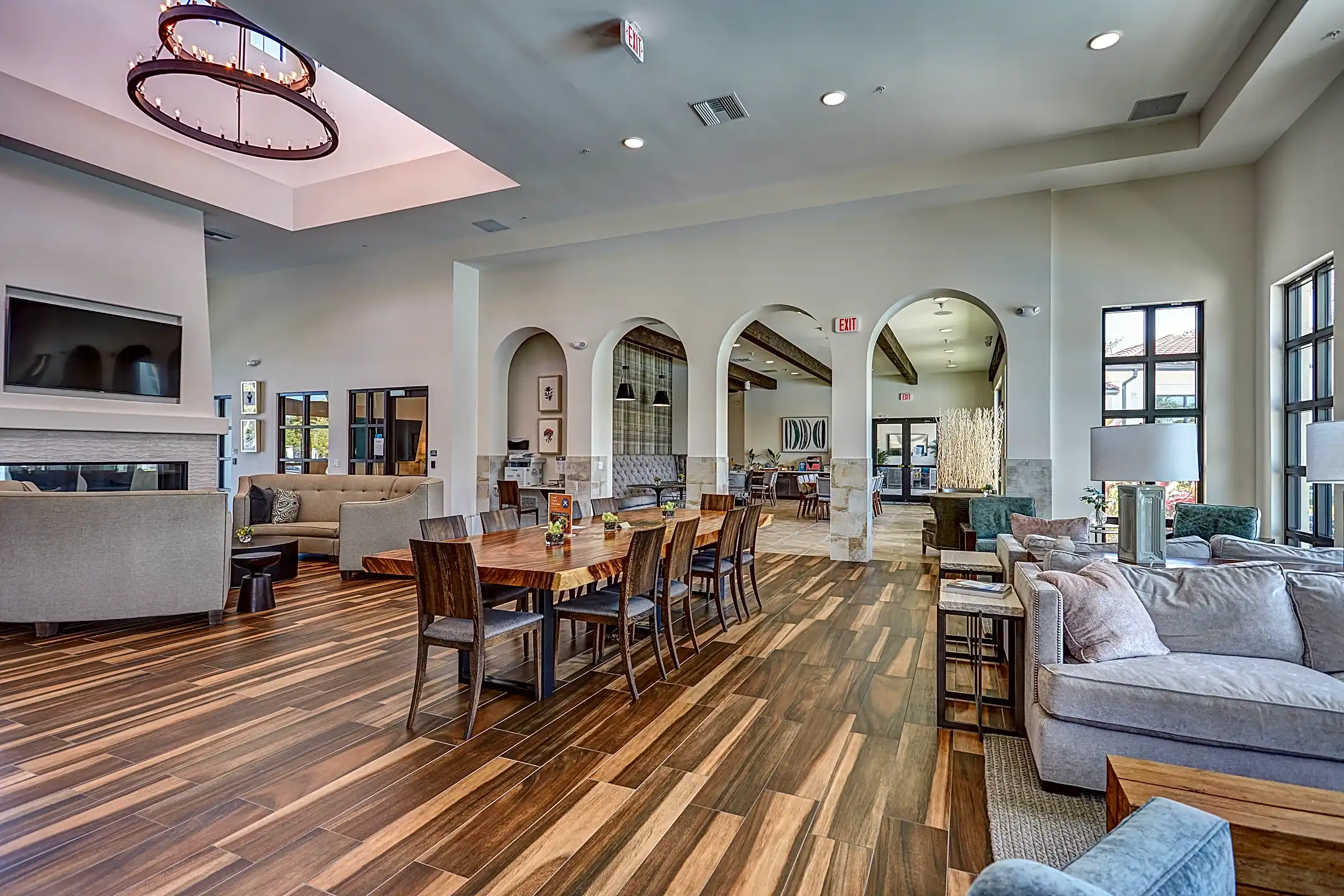 Lago Apartments Naples, FL 34104