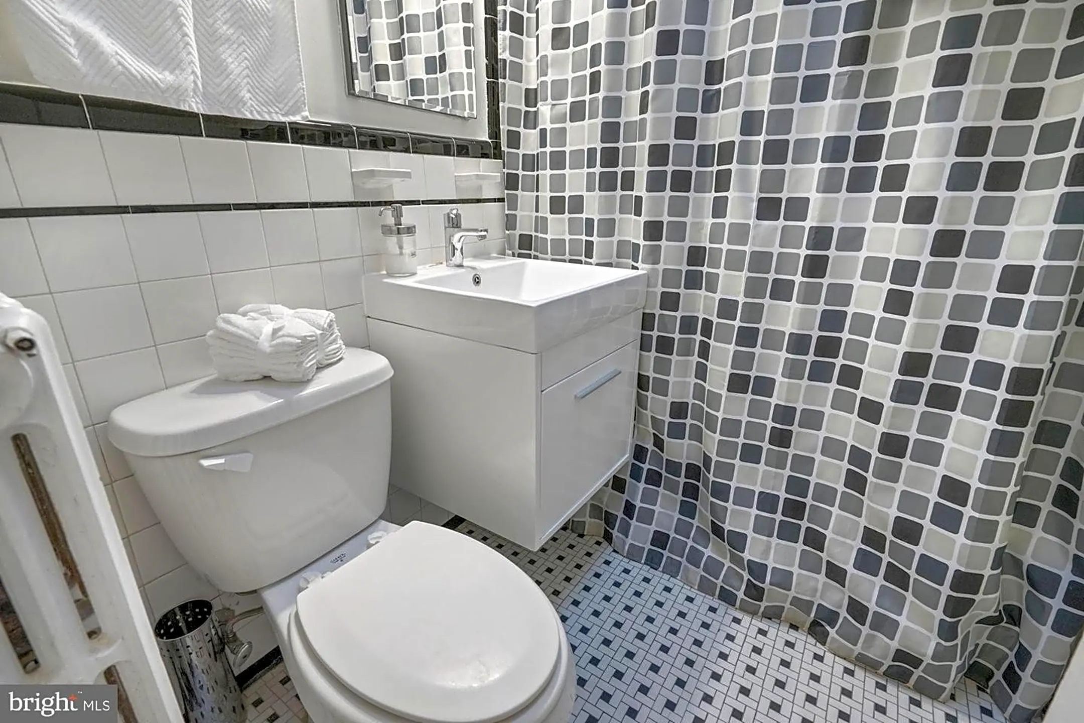 Bathroom - 3612 Whitehaven Pkwy NW - Washington, DC