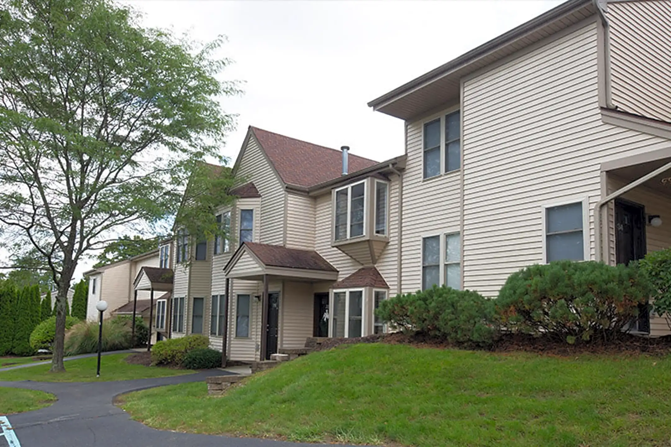 The Landing on Mohegan Lake 200 New Chalet Dr Mohegan Lake, NY