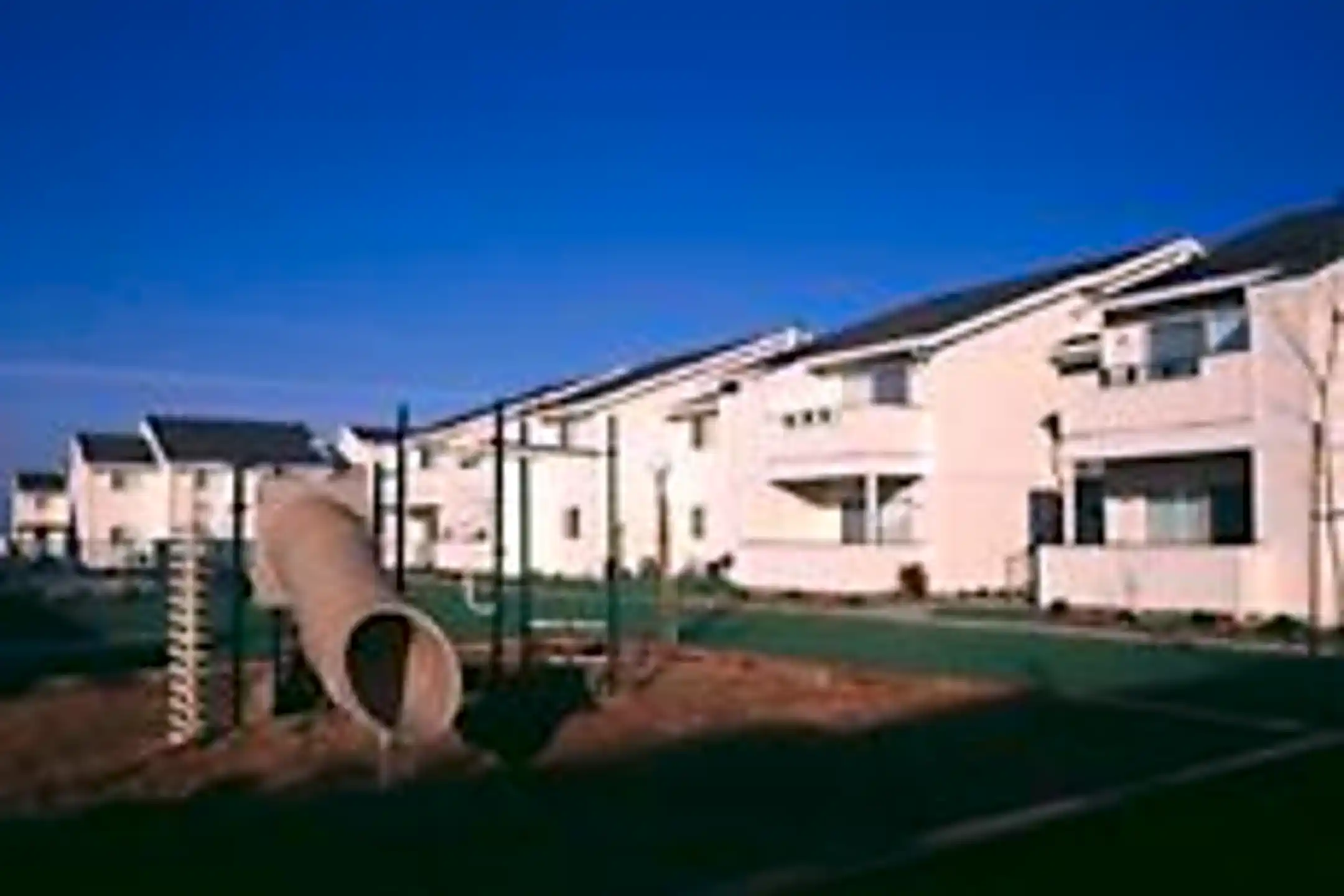 The Oaks at Joiner Ranch 1685 1st St Lincoln, CA Apartments for