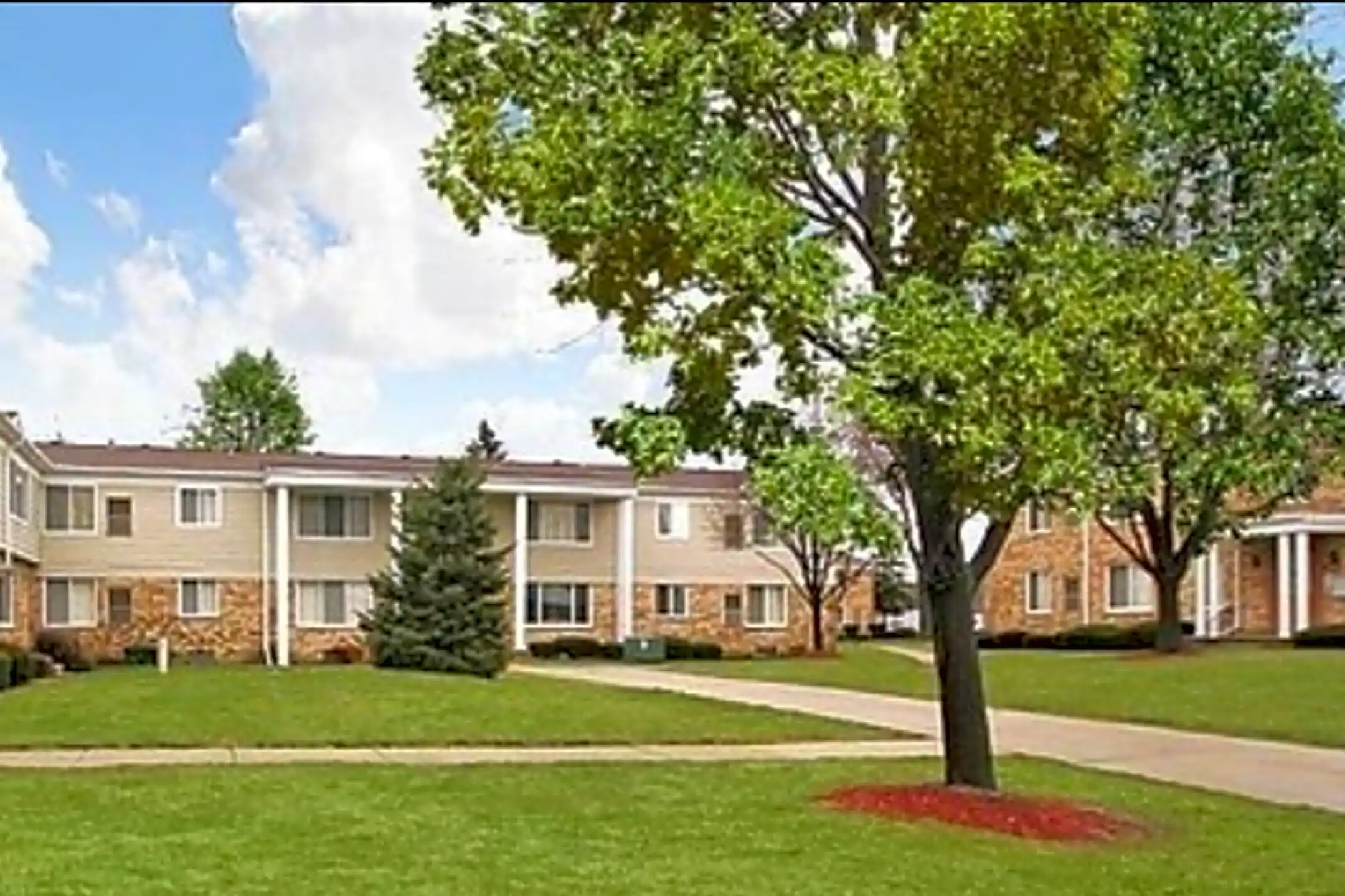 Fountain Park North 11501 Dorchester St Southgate, MI Apartments