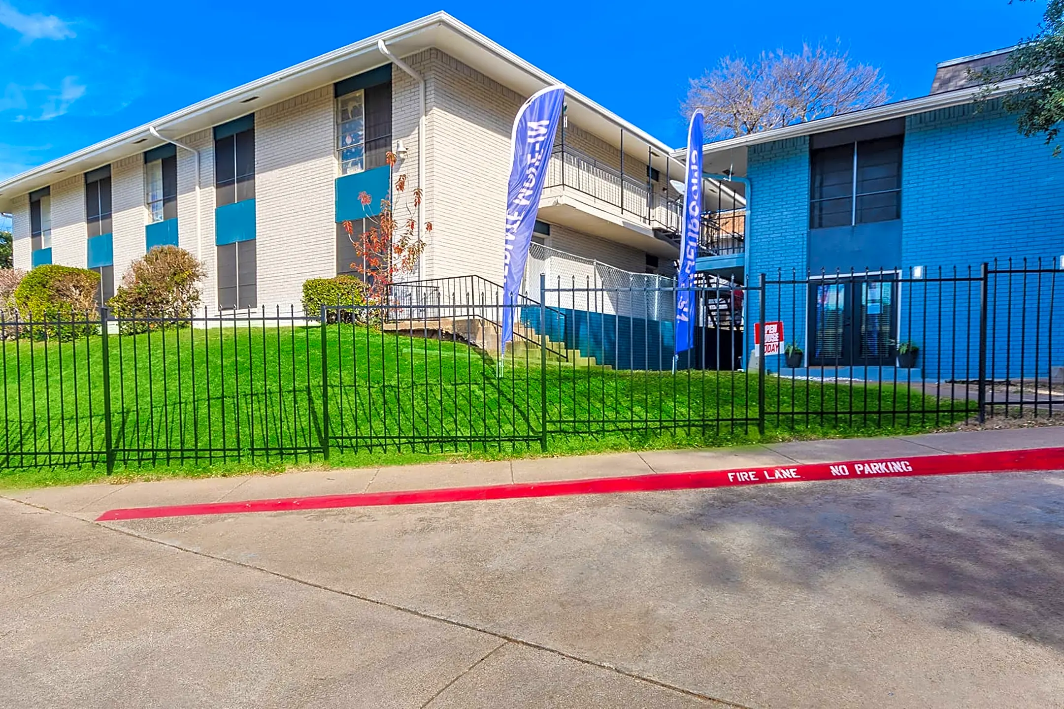 Timber Oaks Apartments 3714 Legendary Ln Dallas, TX Apartments for